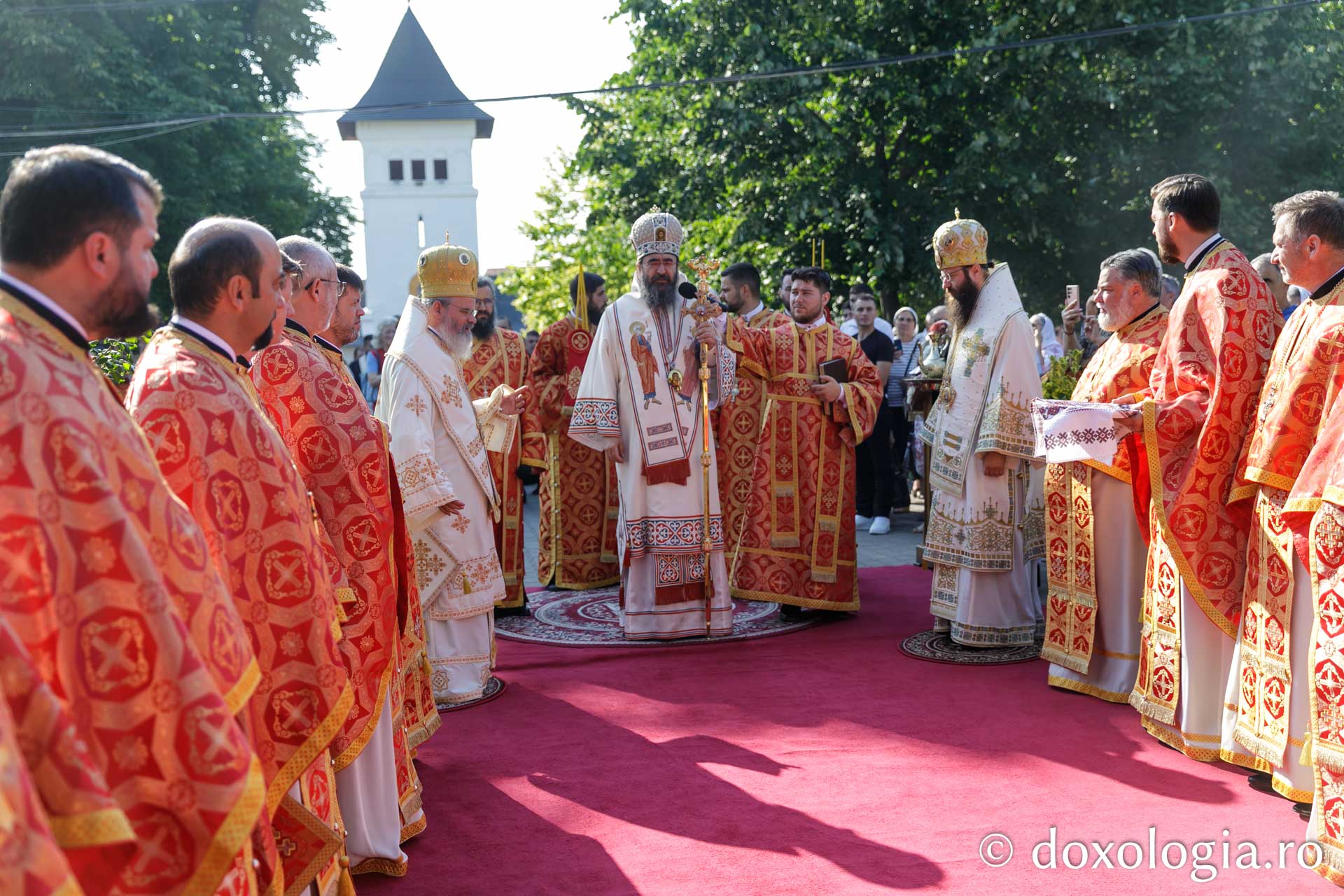 Sărbătoarea Sfintei Mari Mucenițe Chiriachi la Catedrala Episcopală din Huși / Foto: pr. Silviu Cluci Sărbătoarea Sfintei Mari Mucenițe Chiriachi la Catedrala Episcopală din Huși