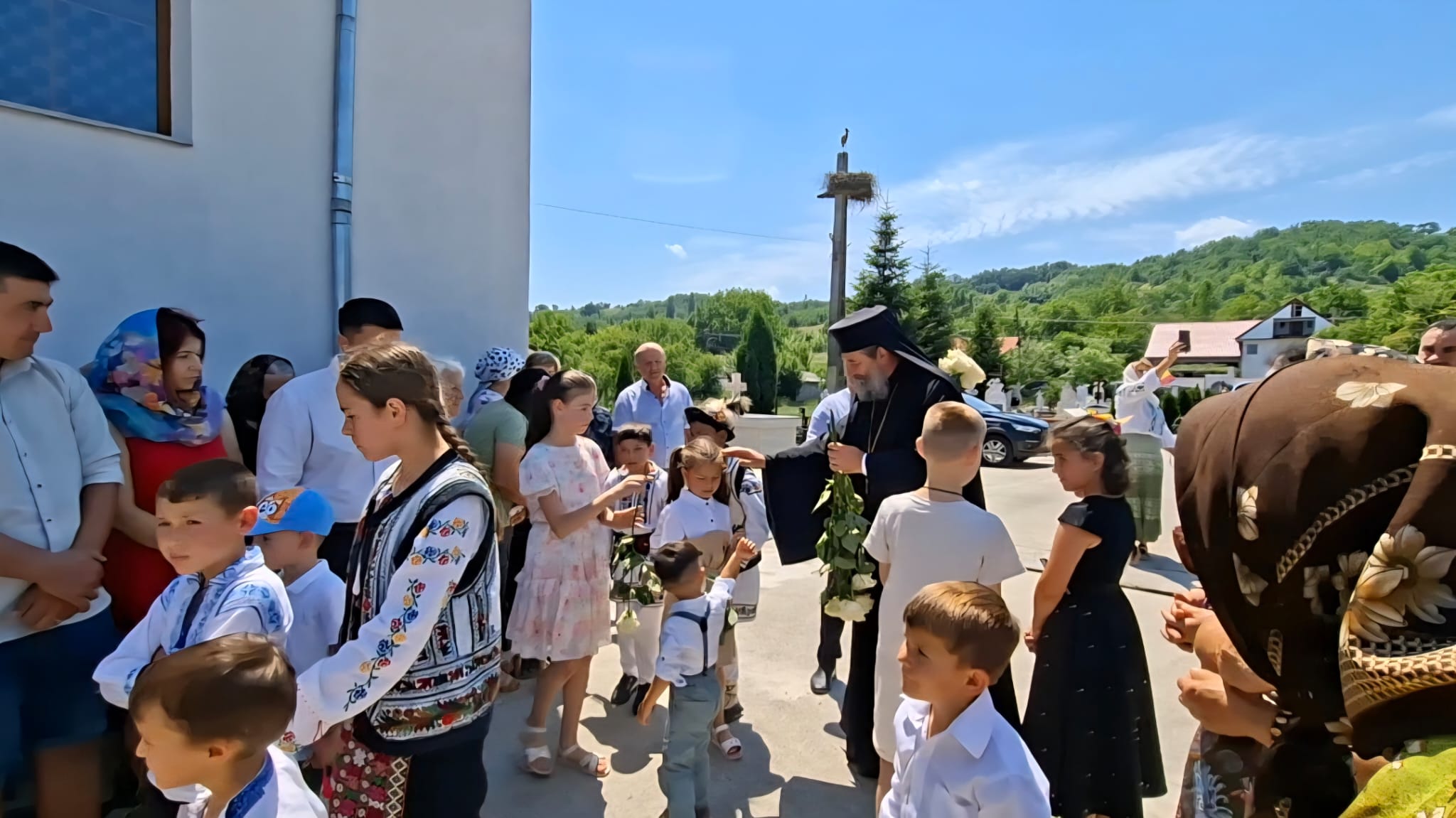 La Parohia Dragova a fost sfințită un nou așezământ social și parohial