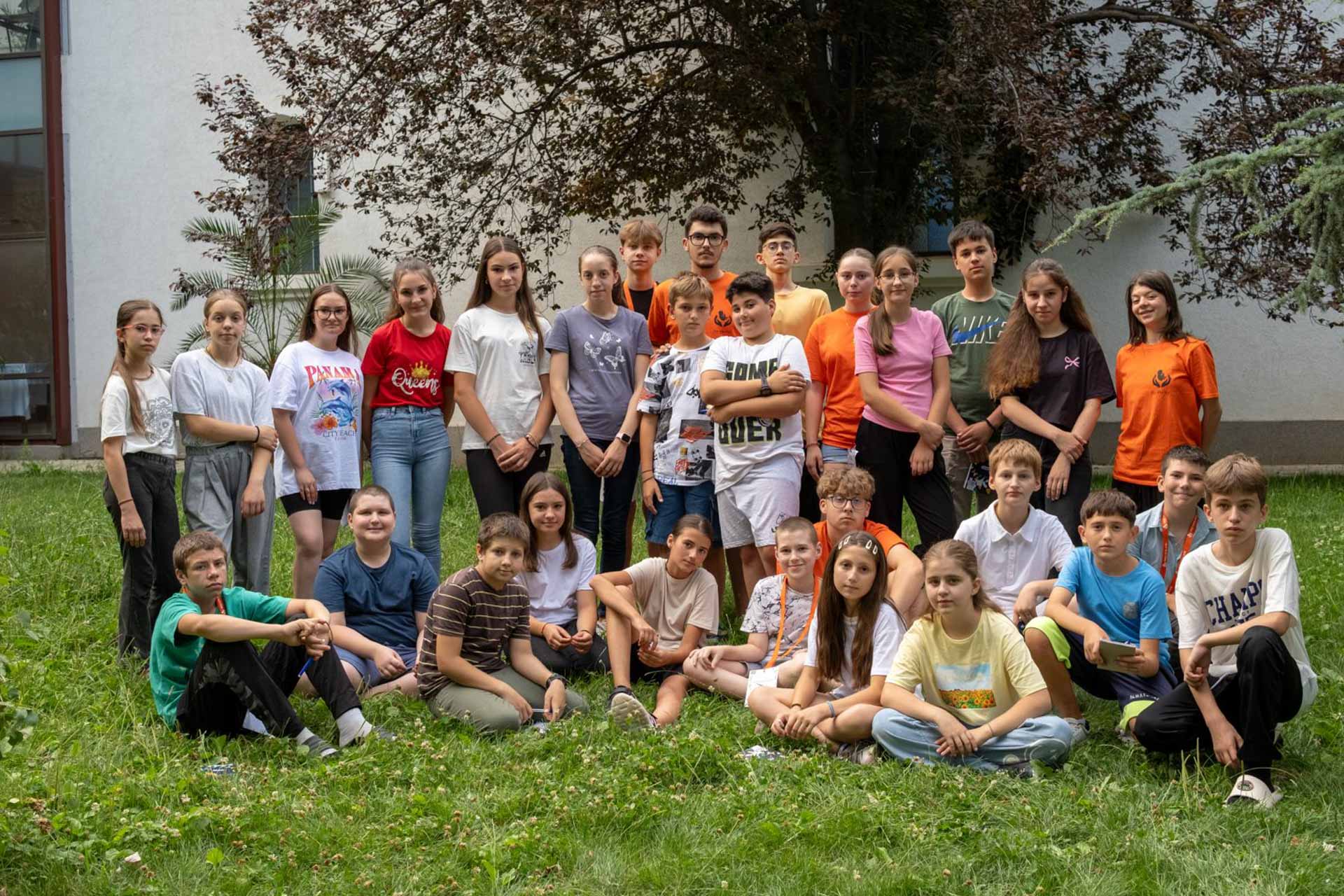 În vacanță, dar mai aproape de visurile lor: 25 de elevi, bursieri Pro Vita, au fost protagoniștii unei săptămâni speciale În vacanță, dar mai aproape de visurile lor: 25 de elevi, bursieri Pro Vita, au fost protagoniștii unei săptămâni speciale