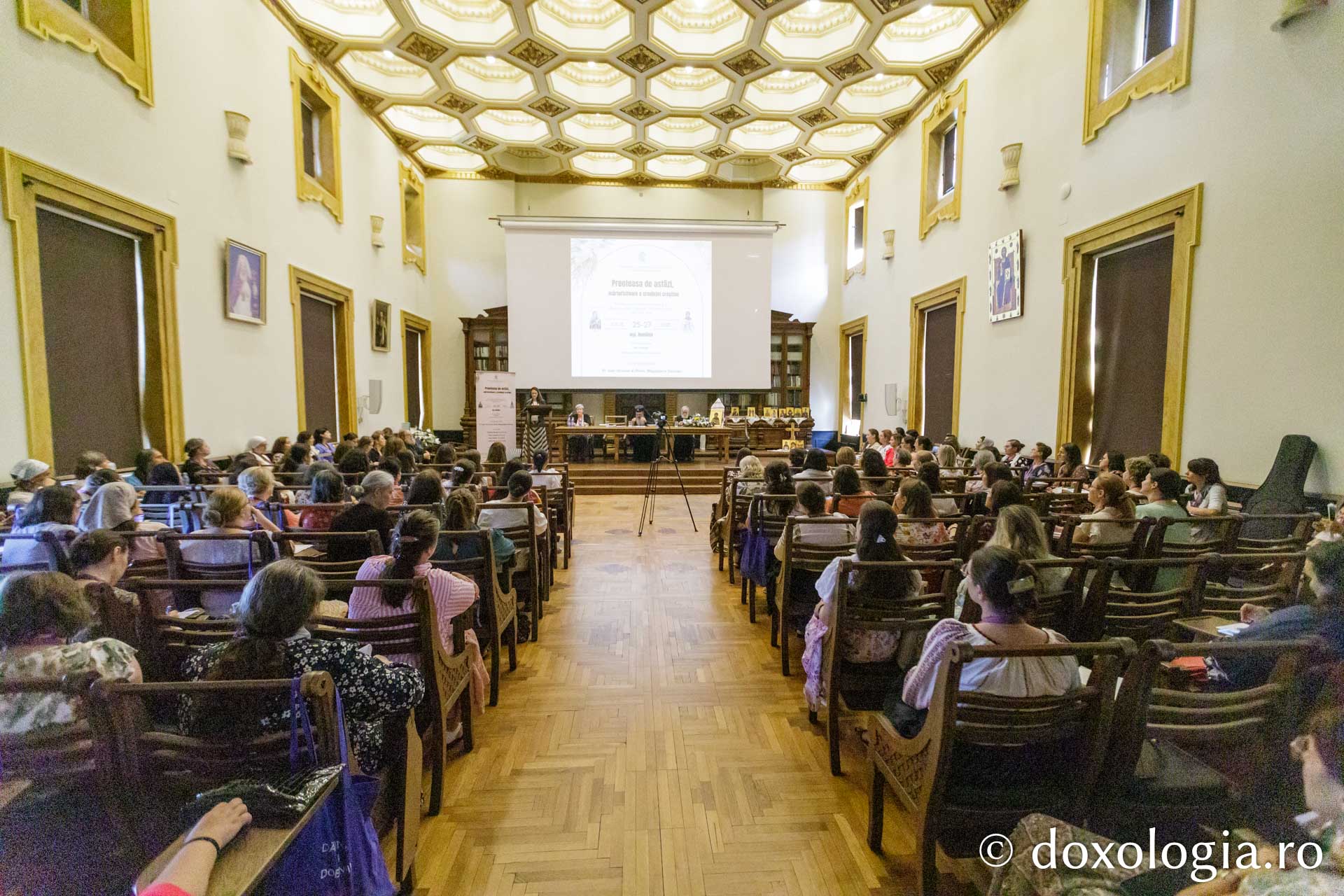 Întâlnirea Grupului Internațional de Preotese „Sfânta Nona”, la a IV-a ediție – Trei zile de comuniune, rugăciune și mărturisire la Iași