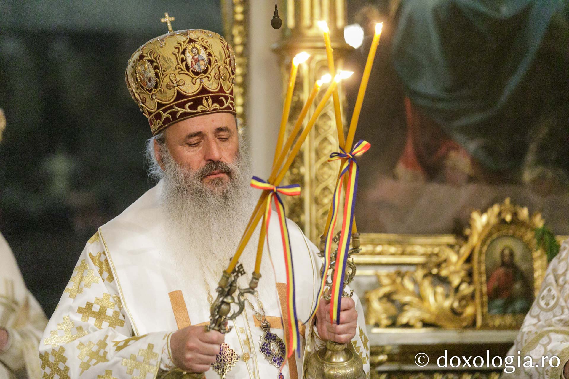 Întâlnirea internațională a preoteselor s-a încheiat cu Sfânta Liturghie oficiată de doi ierarhi ai Bisericii Ortodoxe Române