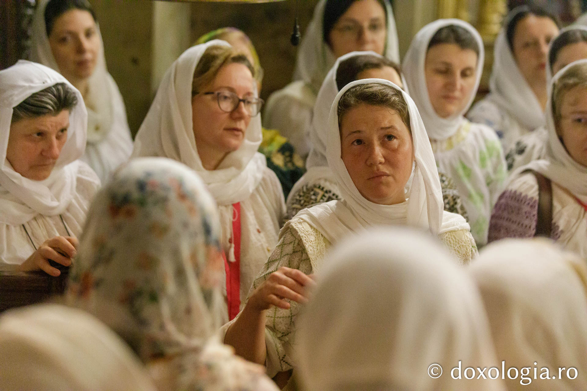 Întâlnirea internațională a preoteselor s-a încheiat cu Sfânta Liturghie oficiată de doi ierarhi ai Bisericii Ortodoxe Române