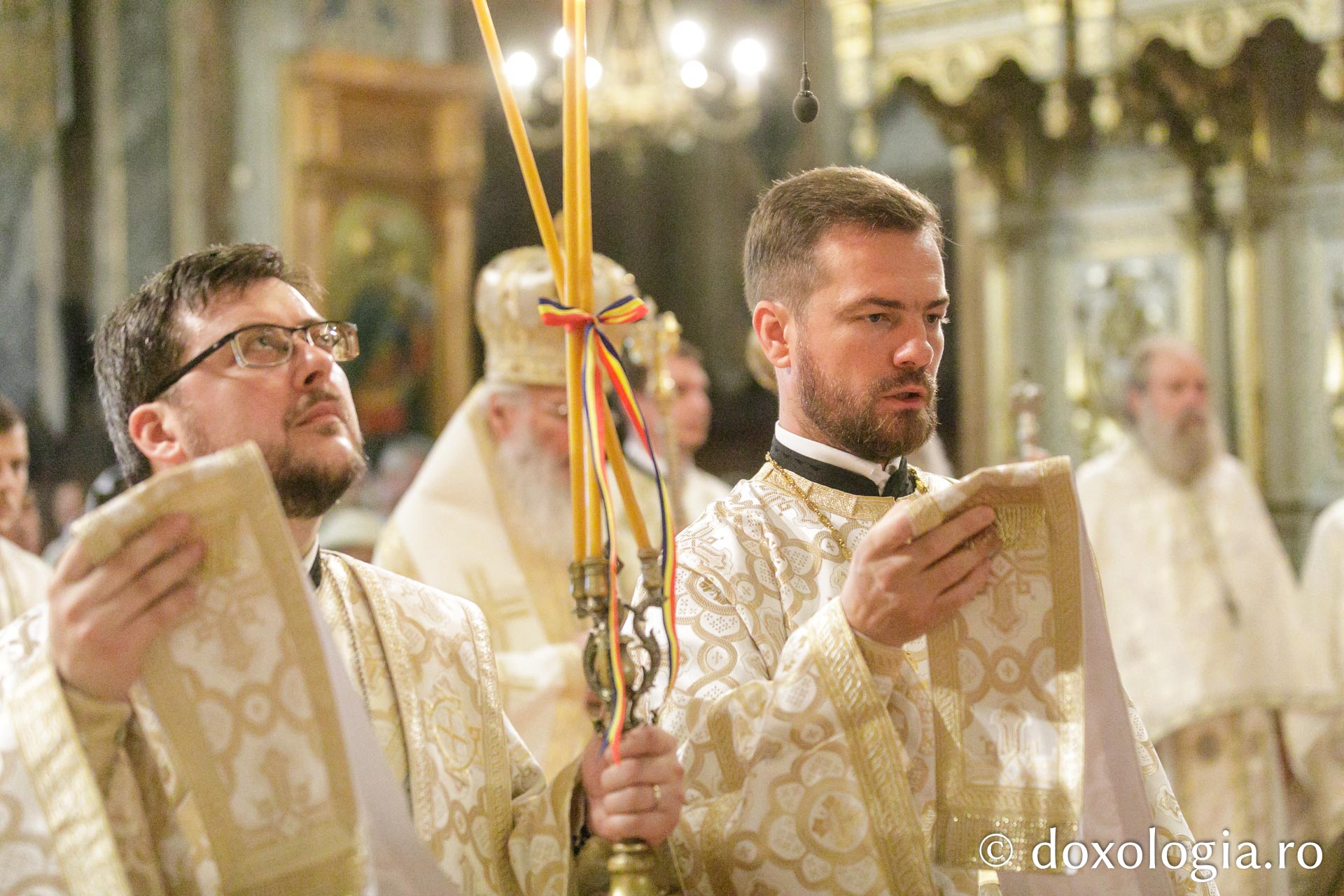 Întâlnirea internațională a preoteselor s-a încheiat cu Sfânta Liturghie oficiată de doi ierarhi ai Bisericii Ortodoxe Române
