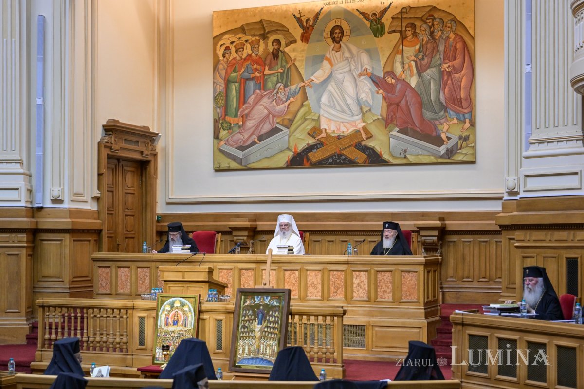 Sfântul Sinod, reunit în ședință: Decizii importante legate de Anul comemorativ 2026 / Foto: ziarullumina.ro Sfântul Sinod, reunit în ședință: Decizii importante legate de Anul comemorativ 2026