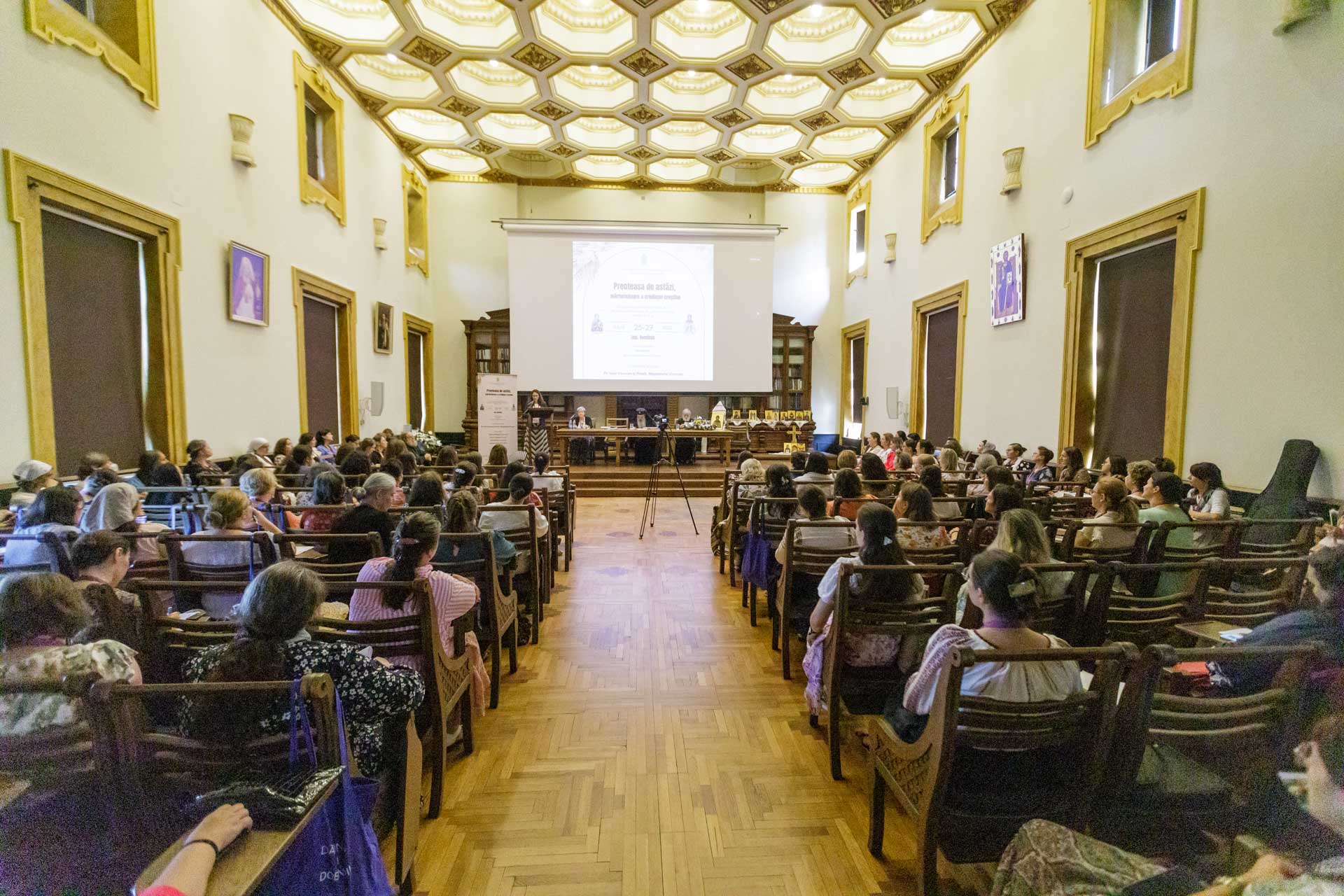 La Iași are loc cea de-a patra întâlnire a Grupului Internațional de Preotese „Sfânta Nona” La Iași are loc cea de-a patra întâlnire a Grupului Internațional de Preotese „Sfânta Nona”