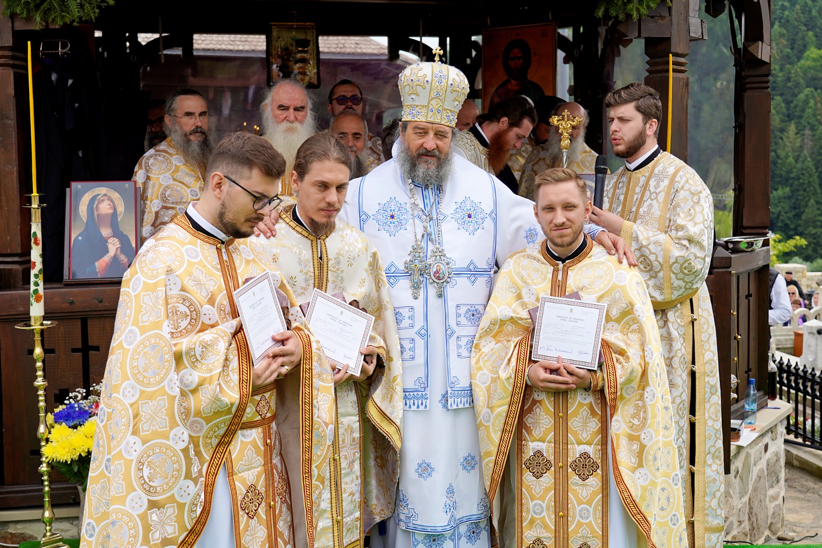 S-a împlinit jumătate de veac de la trecerea la cele veșnice a părintelui Nicodim Măndiță