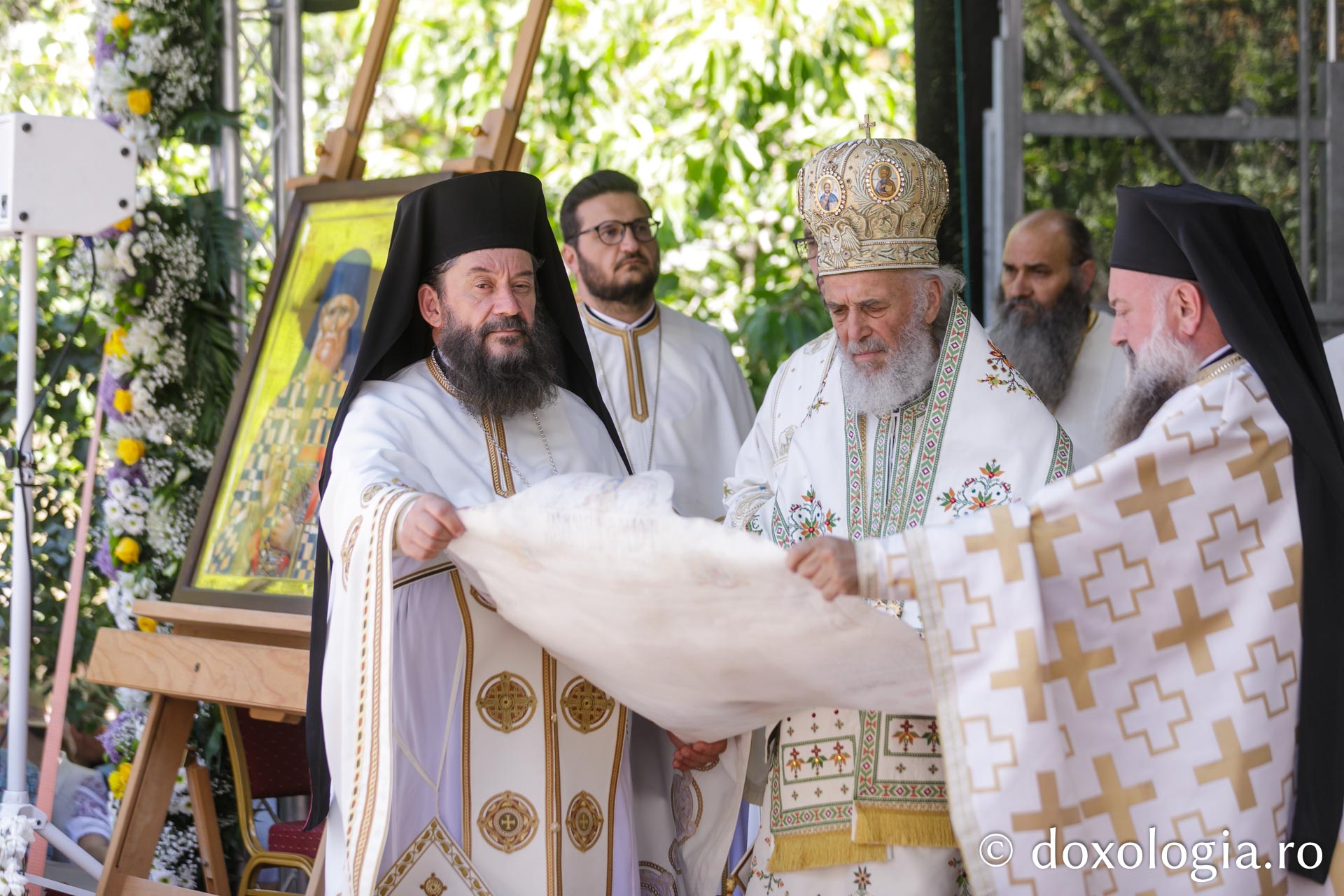 Proclamarea Canonizării Sfântului Cuvios Dometie cel Milostiv de la Râmeț / Foto: pr. Silviu Cluci Proclamarea Canonizării Sfântului Cuvios Dometie cel Milostiv de la Râmeț