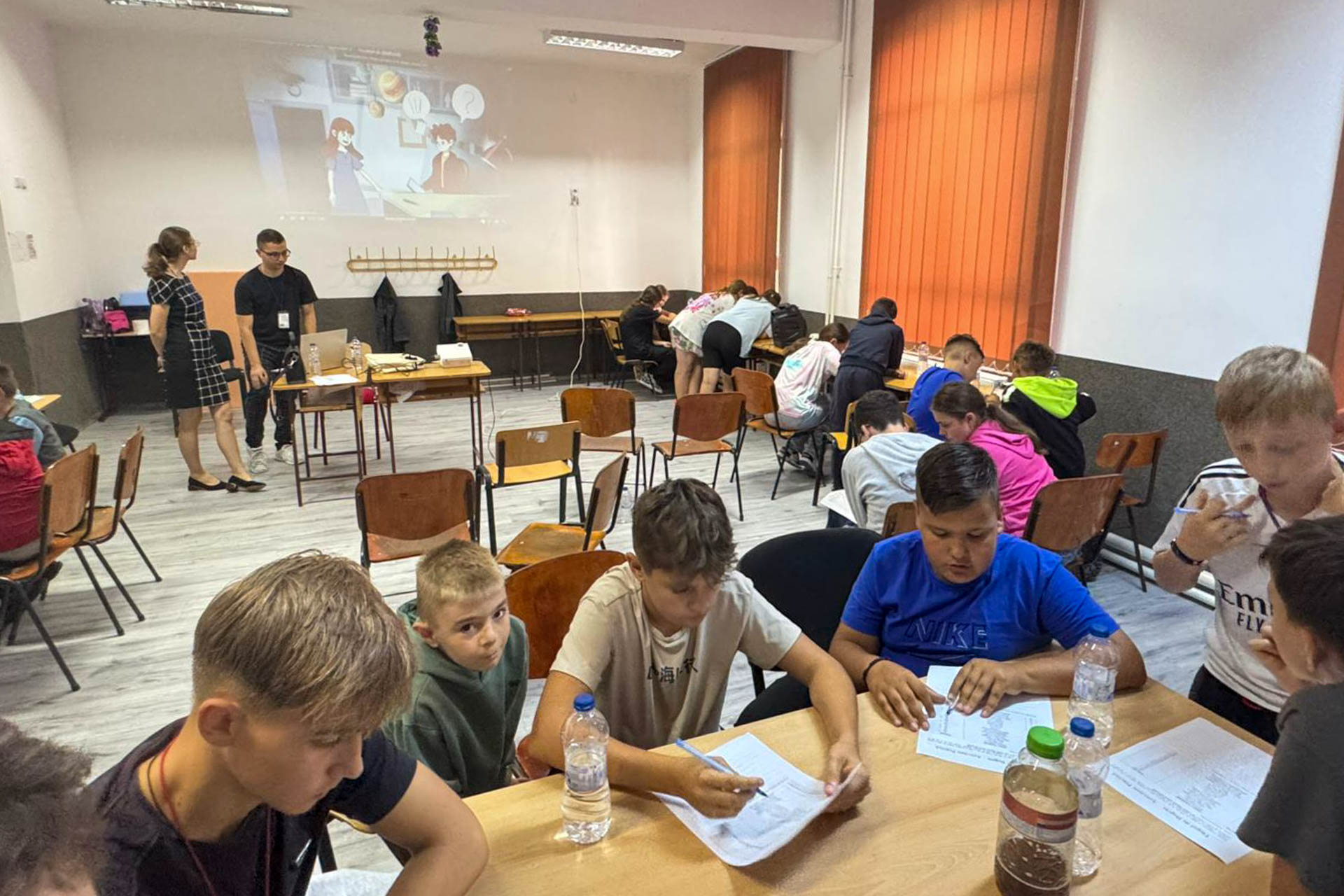 „Micii creștini, călători cu Hristos pe drumul cunoașterii” -  Școala de vară de la Parohia „Sfinții Împărați” Broscăuți