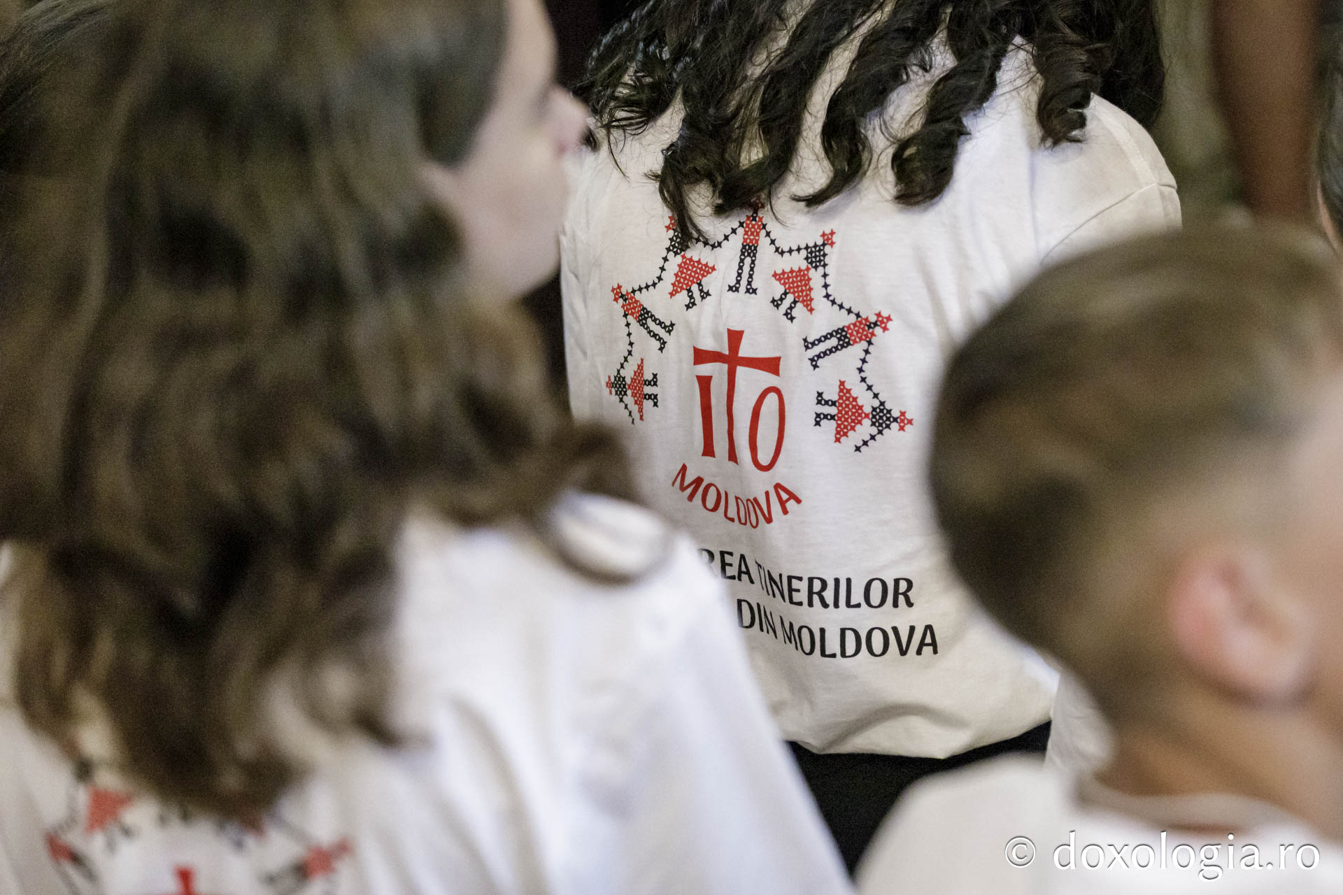 Peste 1.500 de tineri participă la Întâlnirea Tinerilor Ortodocși din Moldova, la Iaș