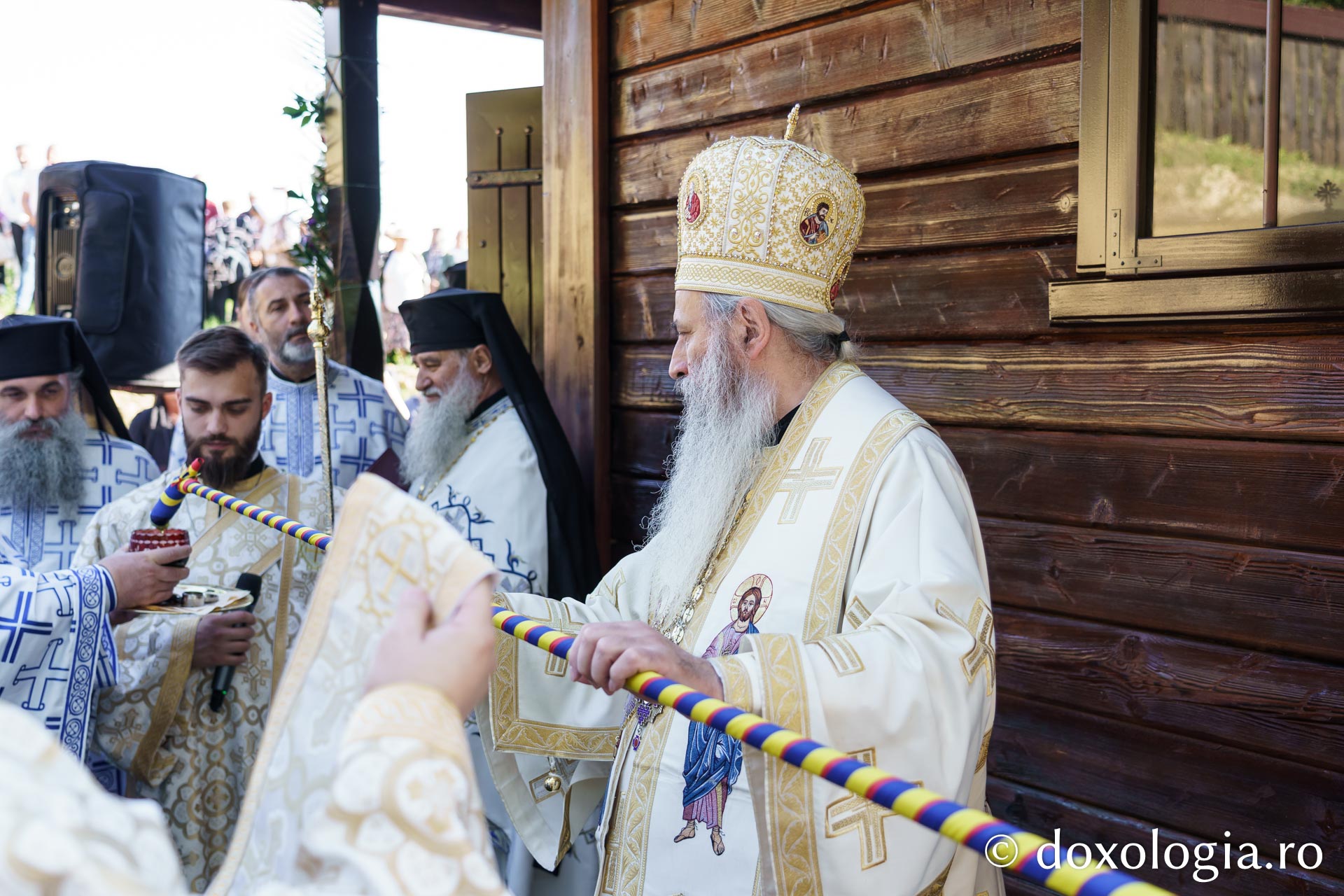 Noul paraclis al Schitului Pocrov, sfințit de doi ierarhi