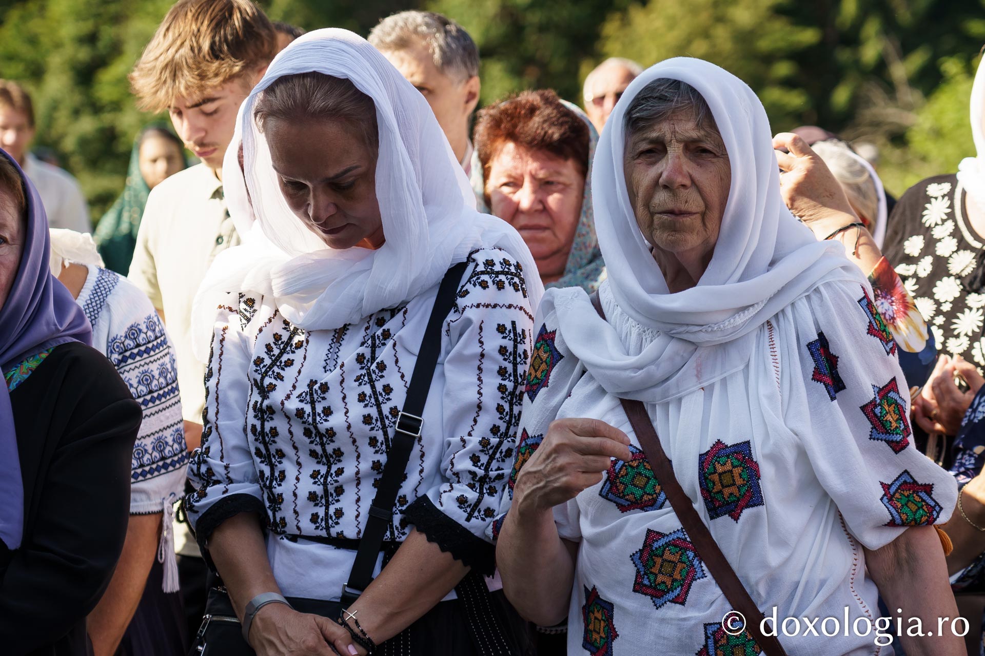Noul paraclis al Schitului Pocrov, sfințit de doi ierarhi