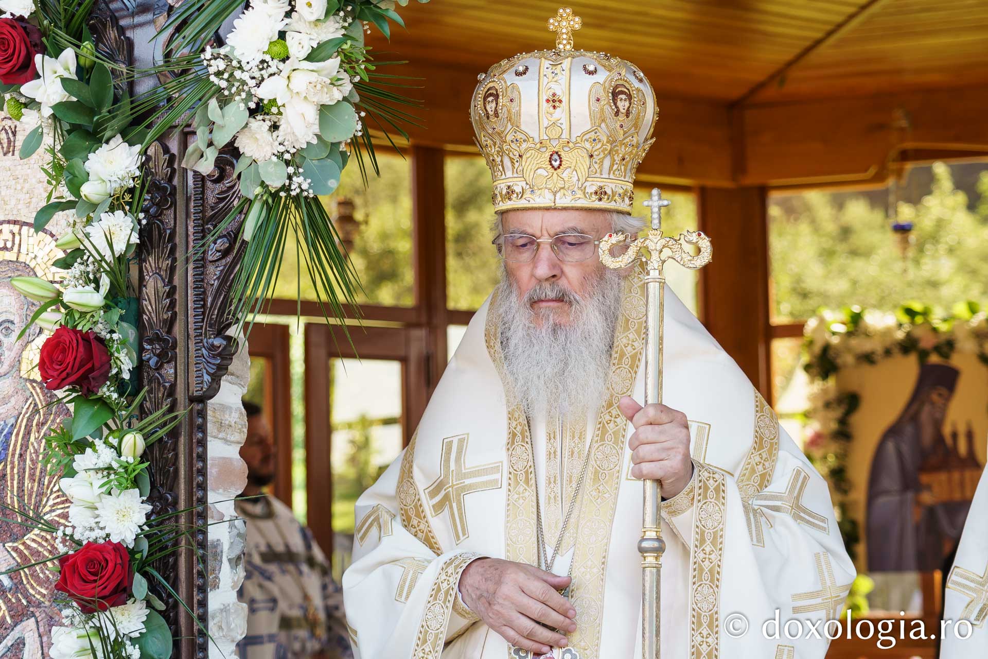 Noul paraclis al Schitului Pocrov, sfințit de doi ierarhi