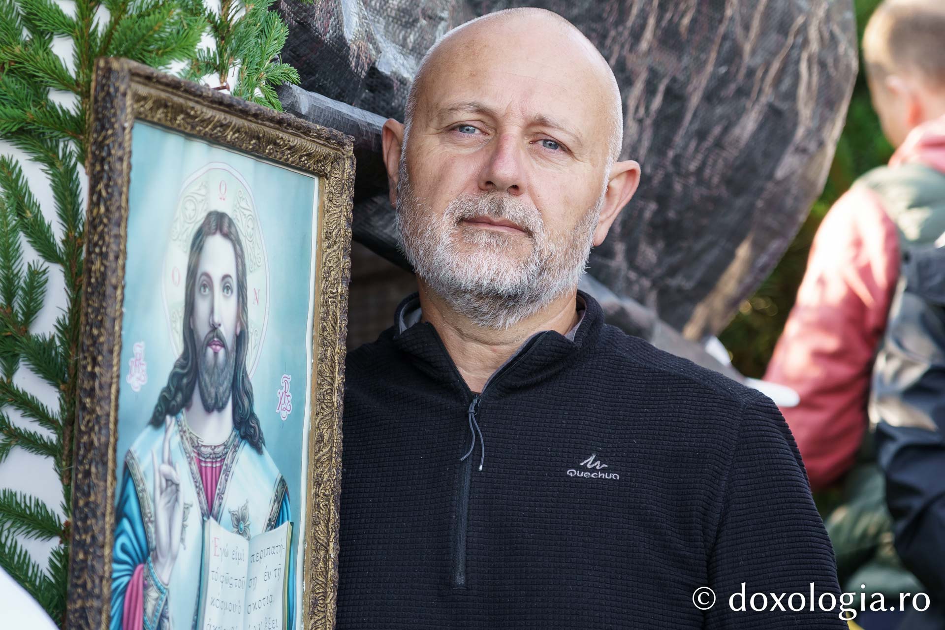 Sute de pelerini au urcat pe Ceahlău de Schimbarea la Față