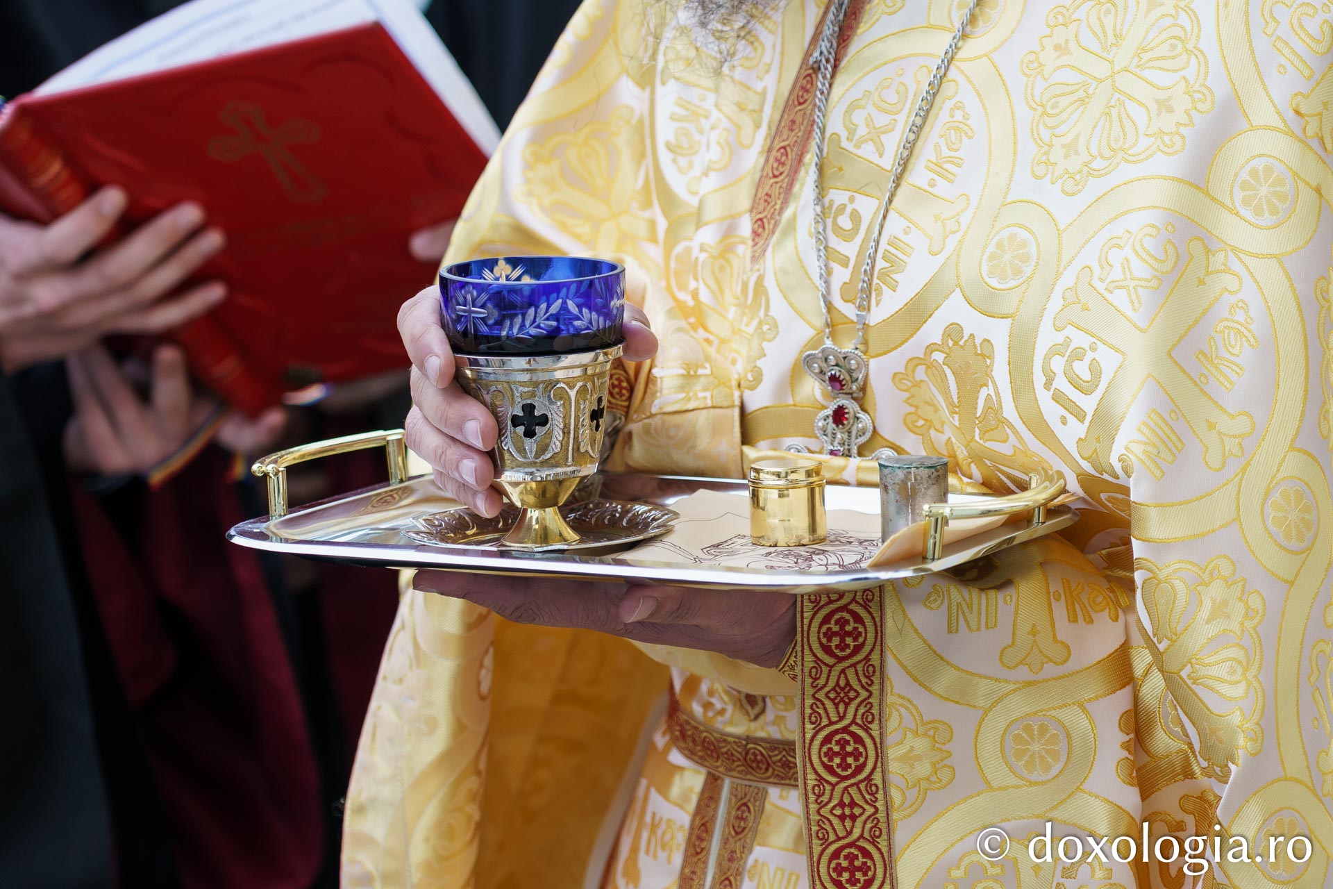 Biserica Parohiei Oneaga, ctitorie a schimonahiei Safta Brâncoveanu din 1856, a fost resfințită astăzi