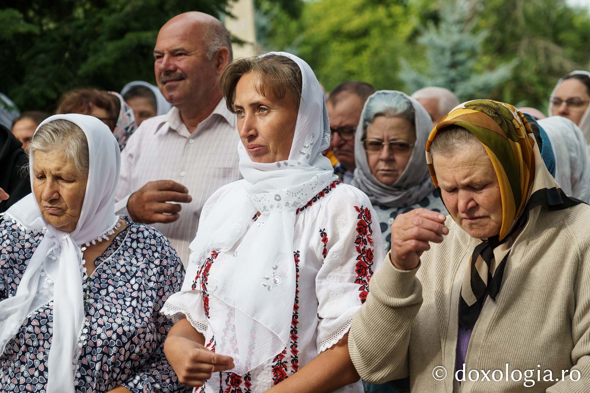 Biserica Parohiei Oneaga, ctitorie a schimonahiei Safta Brâncoveanu din 1856, a fost resfințită astăzi