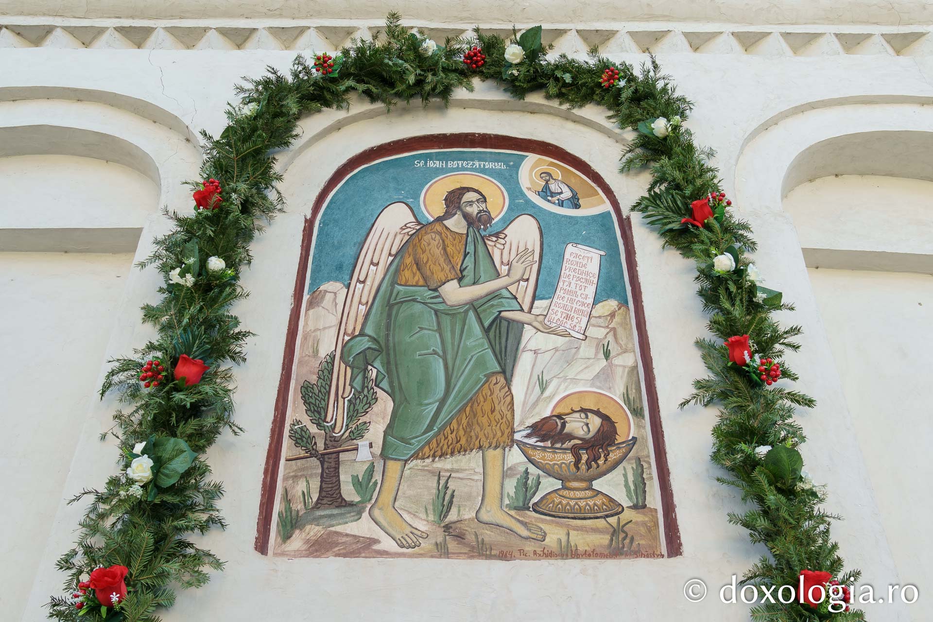 Pelerini din întreaga țară la Mănăstirea Secu, de hramul Tăierii Capului Sfântului Ioan Botezătorul