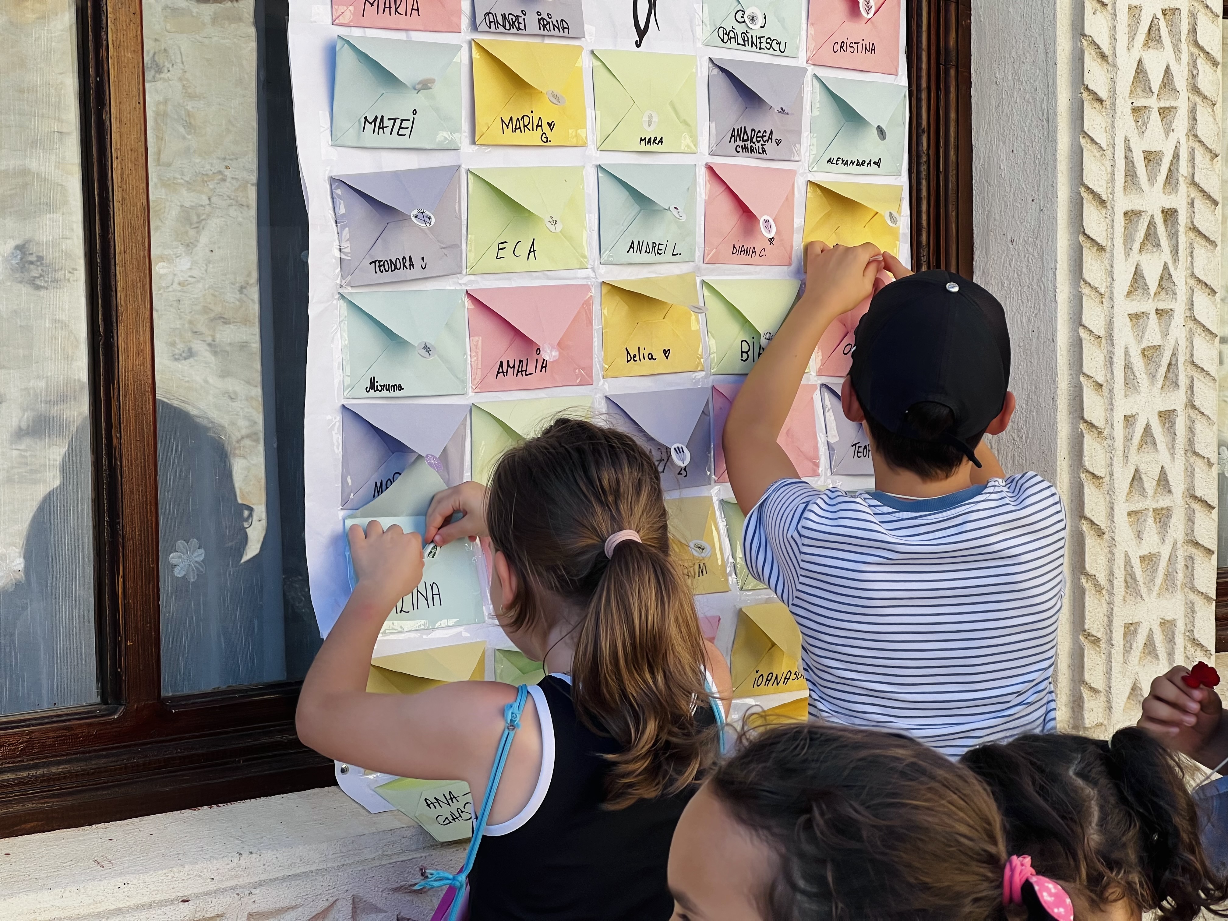 Tabăra „Dăruind vei dobândi” din Filioara – o săptămână de lumină, comuniune și prietenie la Filioara