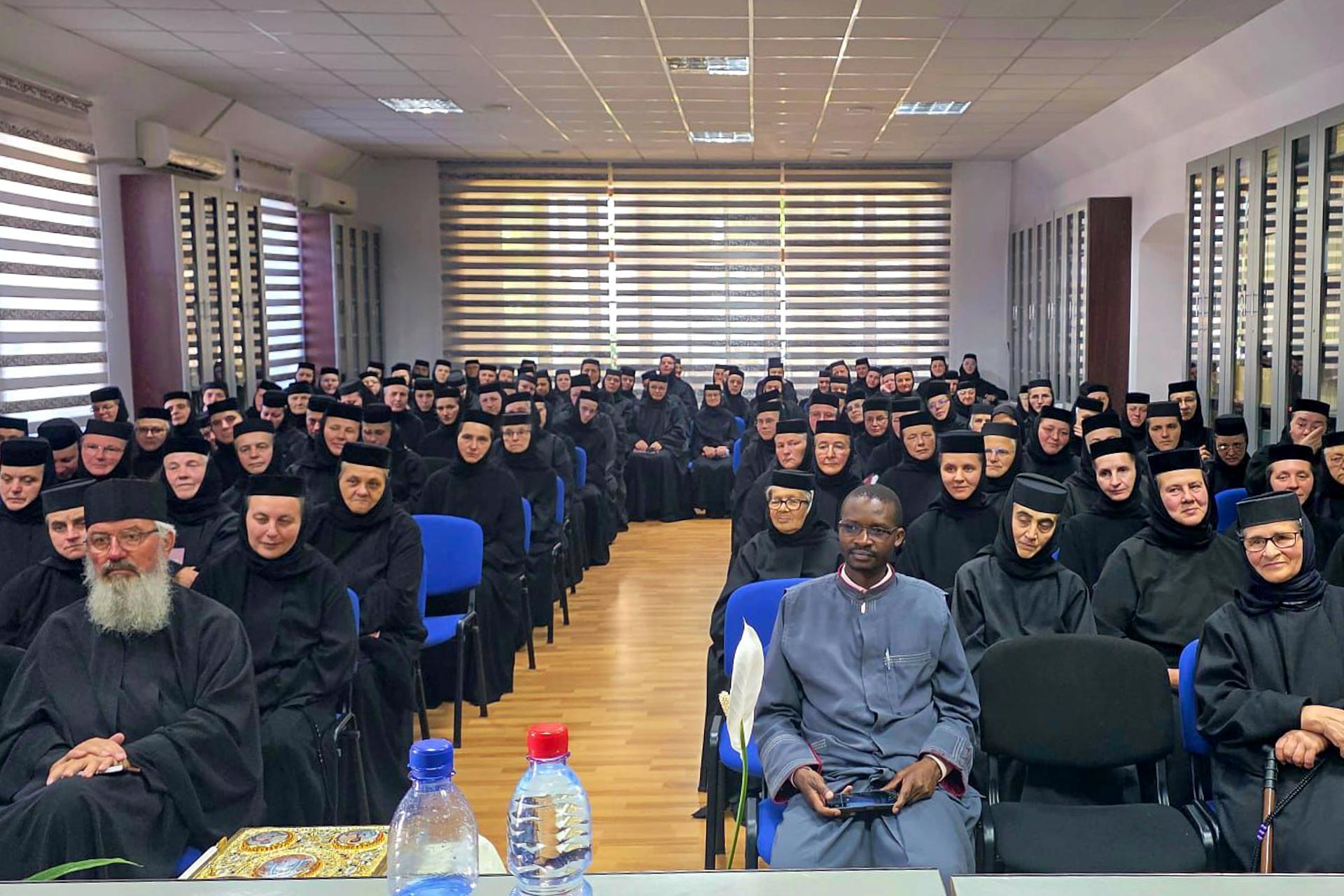 Înaltpreasfințitul Makarios, Arhiepiscopul de Nairobi și Exarhul Africii Orientale, în vizită la Mănăstirea Văratec