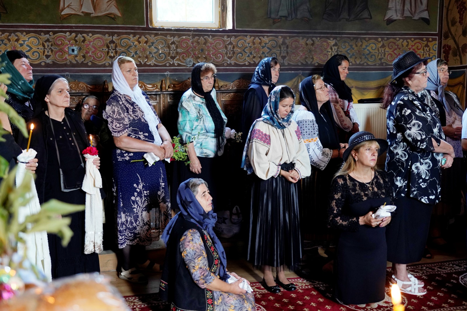 Părintele profesor Ioan Caraza a fost înhumat la Farcașa