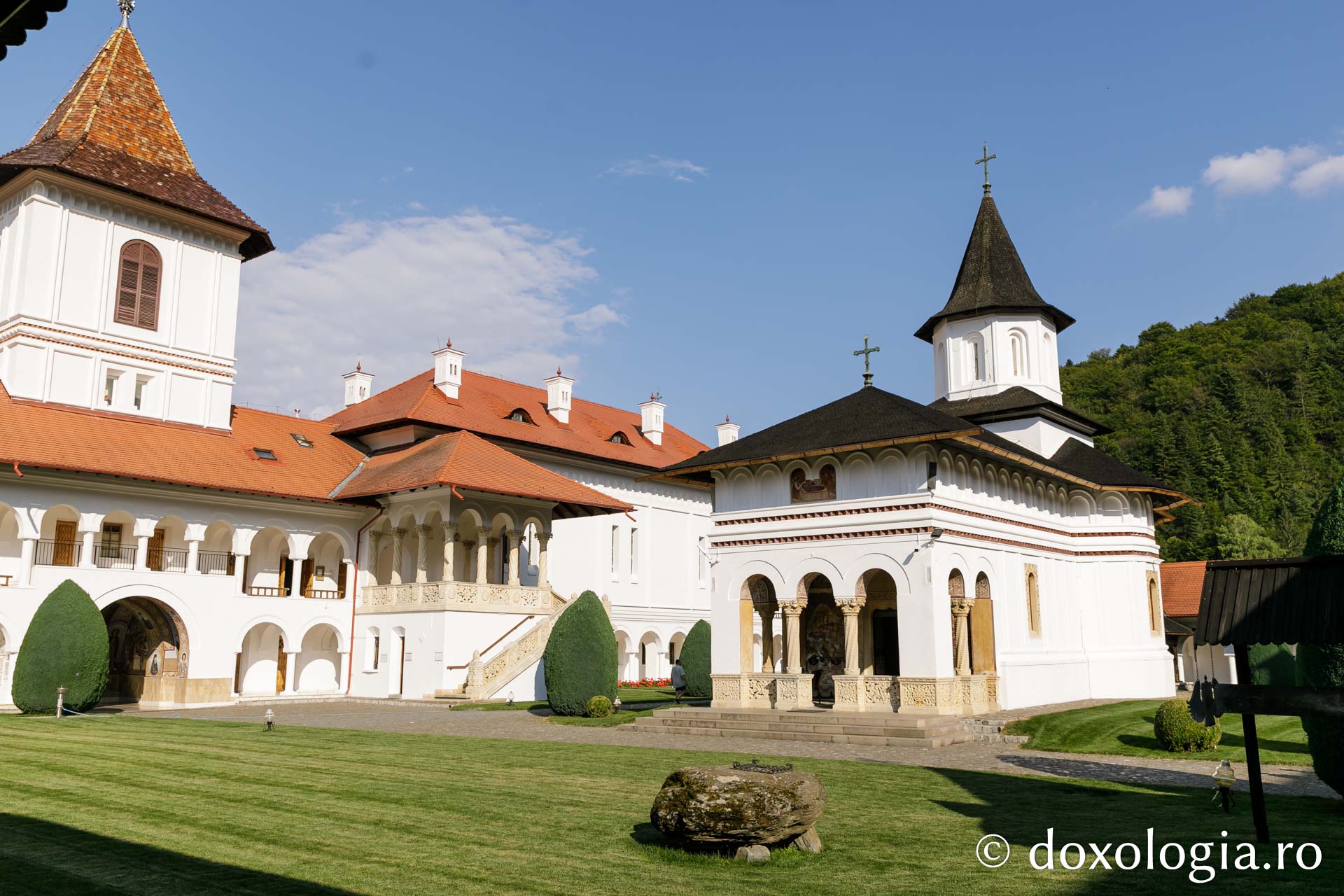 Mănăstirea Brâncoveanu – Sâmbăta de Sus