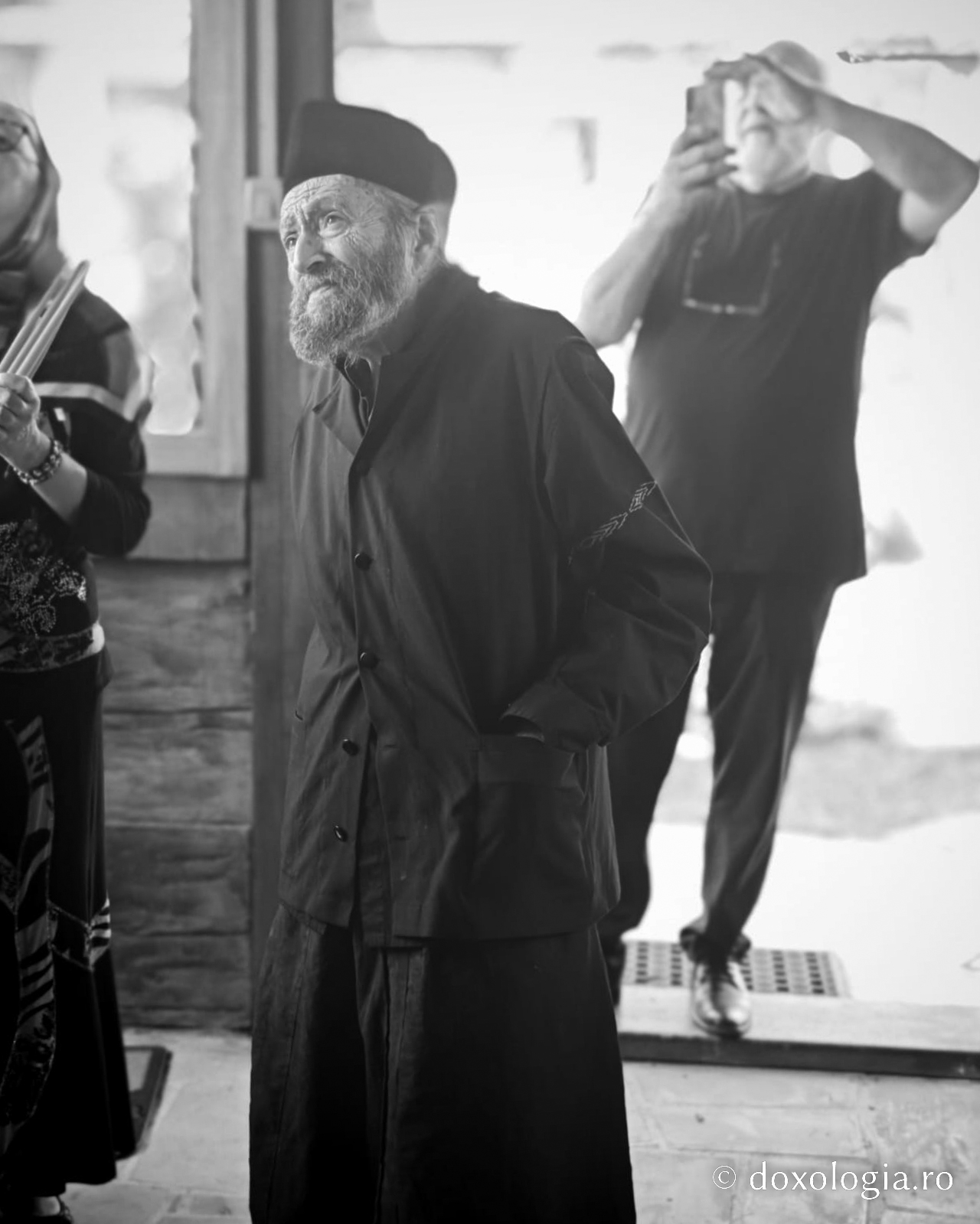 Un altfel de pelerin la Schitul Pocrov: Părintele Rafael din Grădina Maicii Domnului