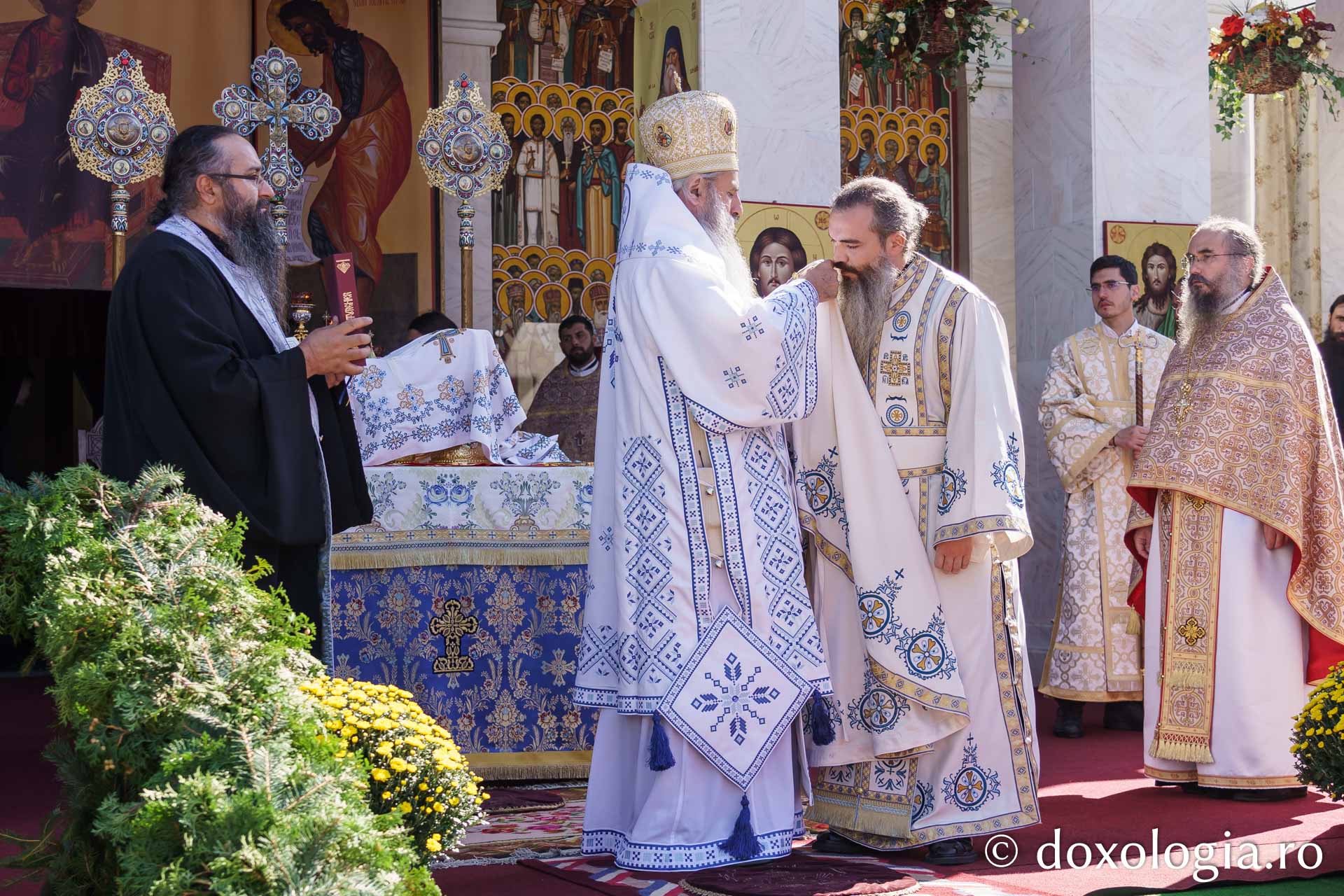 Sărbătoare la Mănăstirea Sihăstria de praznicul Nașterii Maicii Domnului / Foto: Mihail Vrăjitoru Sărbătoare la Mănăstirea Sihăstria de praznicul Nașterii Maicii Domnului