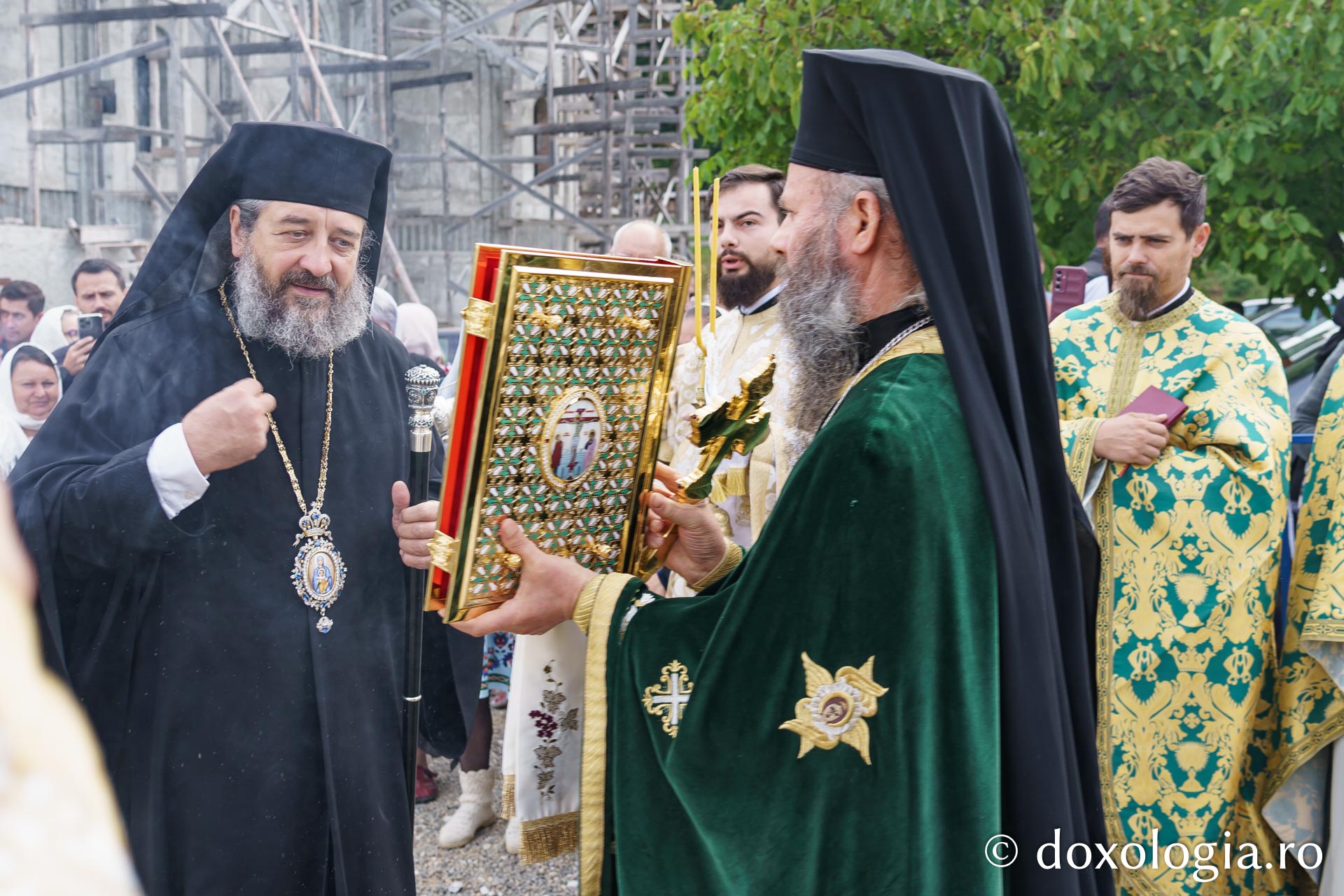 Mănăstirea Sihăstria Voronei și-a cinstit astăzi ocrotitorul, pe Sfântul Cuvios Onufrie / Foto: Mihail Vrăjitoru Mănăstirea Sihăstria Voronei și-a cinstit astăzi ocrotitorul, pe Sfântul Cuvios Onufrie