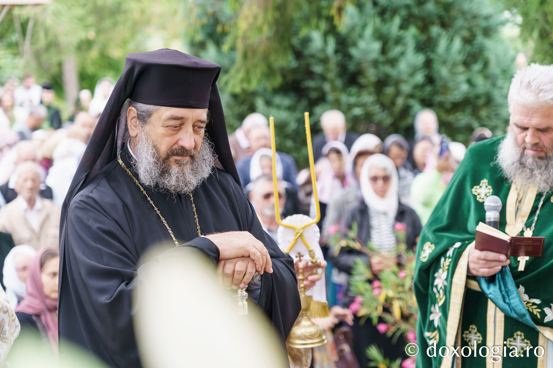 Mănăstirea Sihăstria Voronei și-a cinstit astăzi ocrotitorul, pe Sfântul Cuvios Onufrie / Foto: Mihail Vrăjitoru Mănăstirea Sihăstria Voronei și-a cinstit astăzi ocrotitorul, pe Sfântul Cuvios Onufrie
