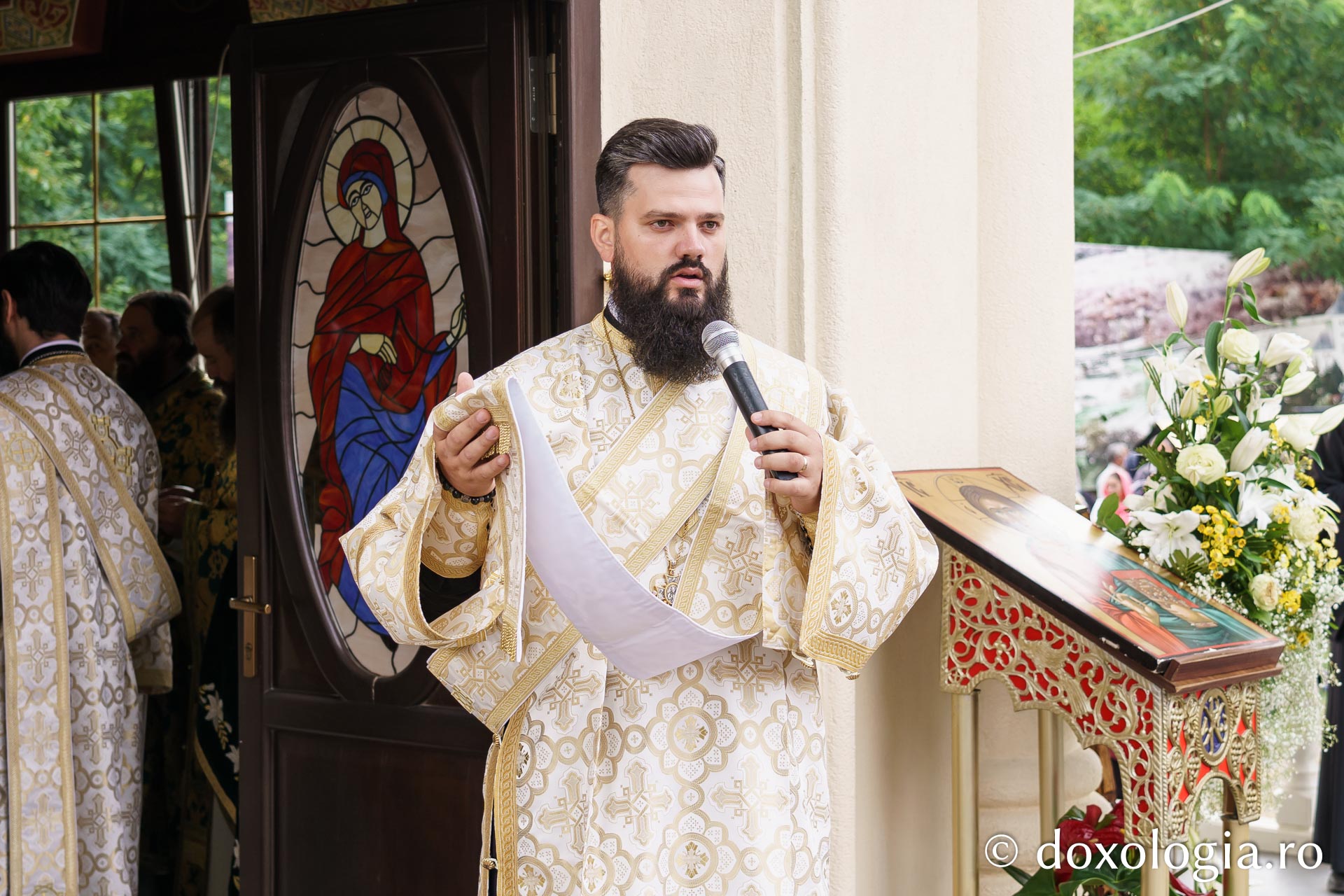 Mănăstirea Sihăstria Voronei și-a cinstit astăzi ocrotitorul, pe Sfântul Cuvios Onufrie / Foto: Mihail Vrăjitoru Mănăstirea Sihăstria Voronei și-a cinstit astăzi ocrotitorul, pe Sfântul Cuvios Onufrie