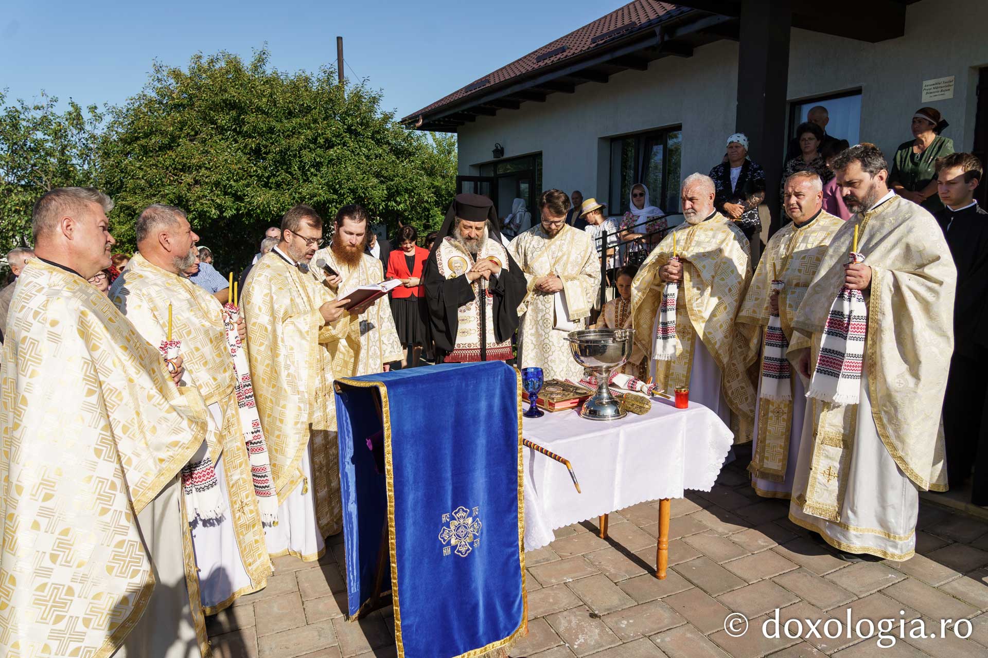 Ansamblul parohial din Dorobanț, sfințit de PS Nichifor Botoșăneanul
