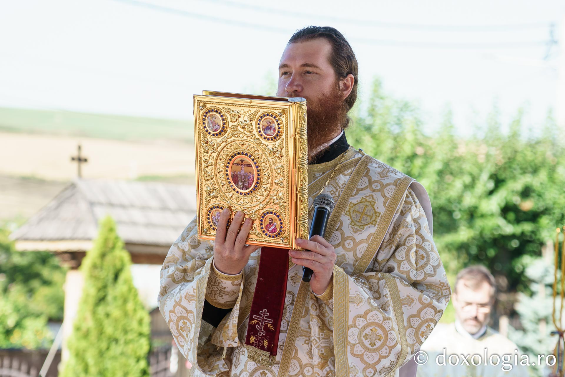 Ansamblul parohial din Dorobanț, sfințit de PS Nichifor Botoșăneanul