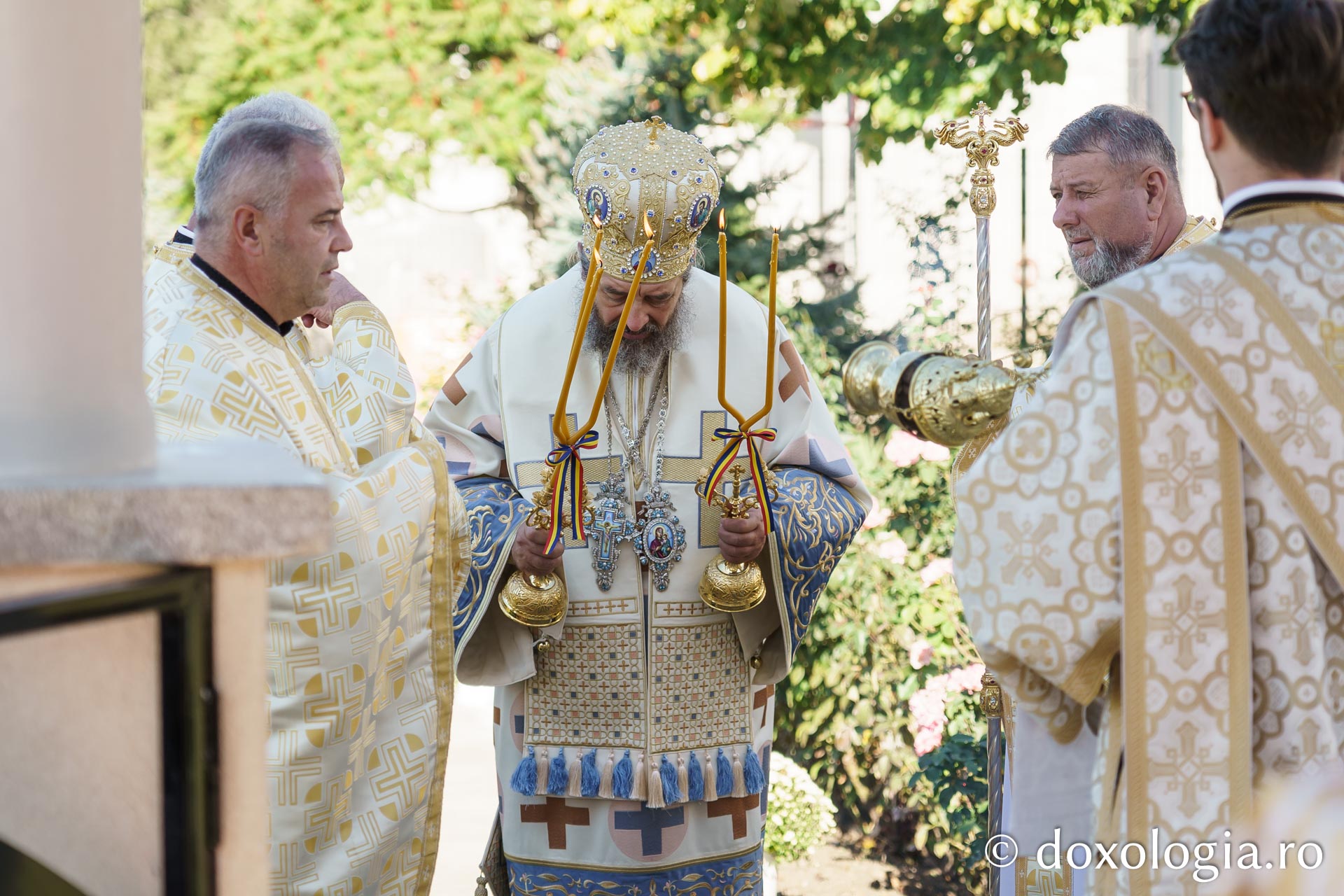 Ansamblul parohial din Dorobanț, sfințit de PS Nichifor Botoșăneanul