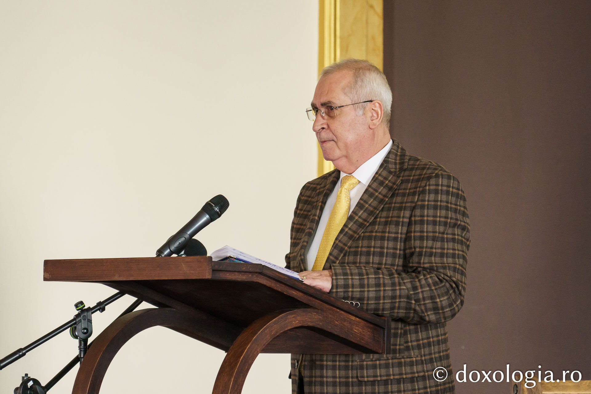 La Iași a avut loc consfătuirea profesorilor de religie din învățământul preuniversitar