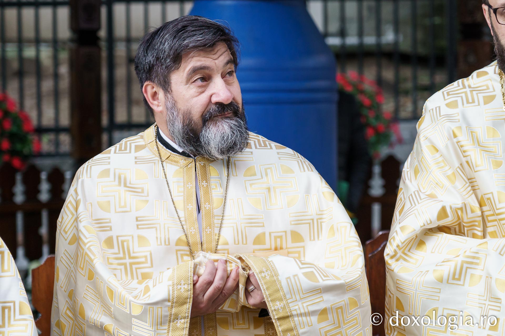 Resfințirea bisericii „Sfântul Mare Mucenic Pantelimon” din Iași, un prilej de mare bucurie pentru credincioși