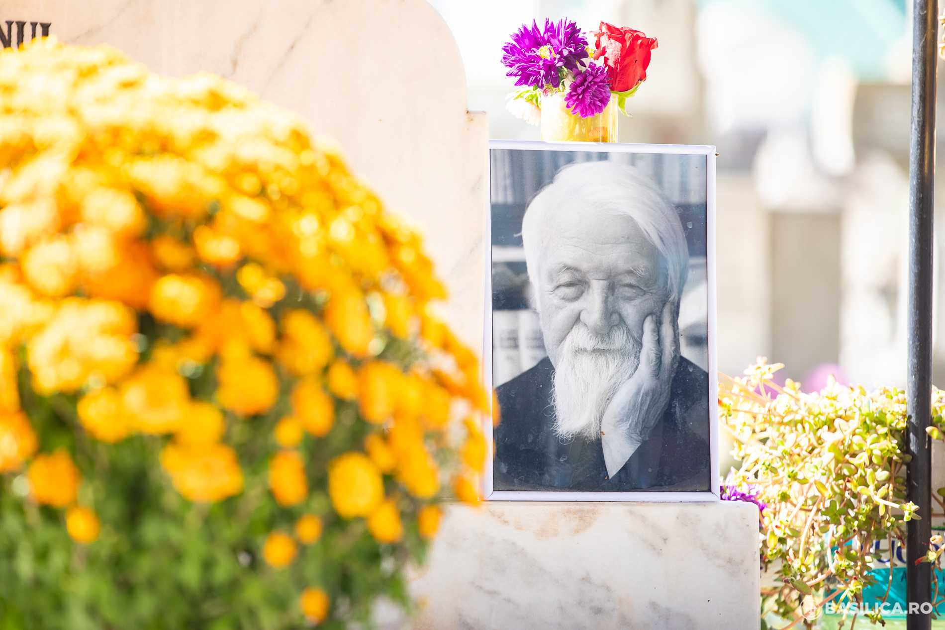 Arhiepiscopia Bucureștilor anunță programul proclamării canonizării Părintelui Dumitru Stăniloae / Foto: basilica.ro Arhiepiscopia Bucureștilor anunță programul proclamării canonizării Părintelui Dumitru Stăniloae