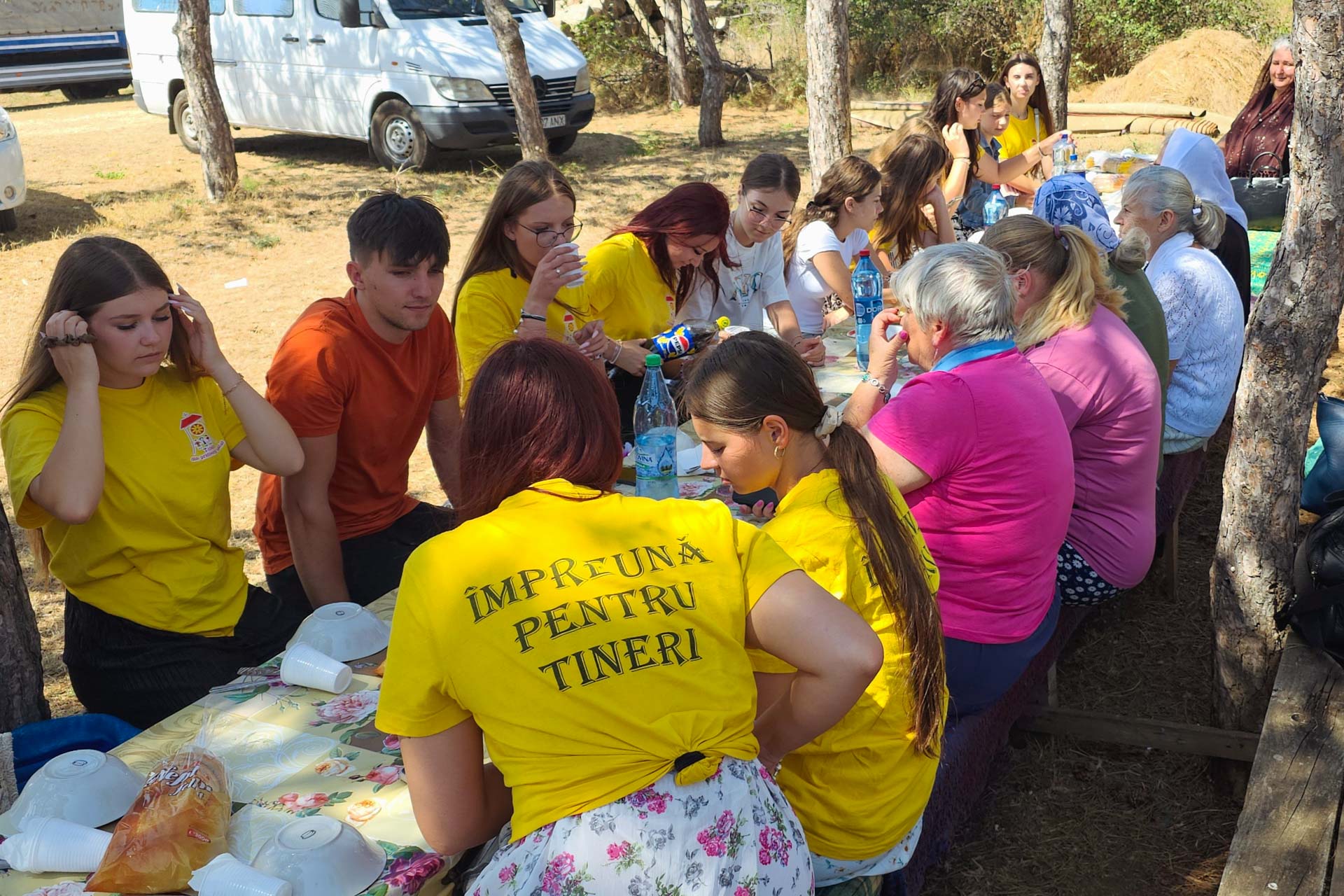 Copiii din Vorona, în tabără la mare prin proiectul „Marea Neagră: pe urmele Sfinților Străromâni”