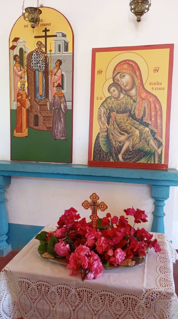 Înălțarea Sfintei Cruci – hramul parohiei din Makongati