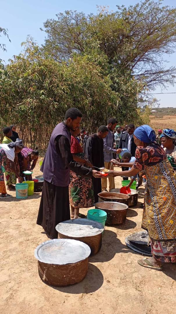 Înălțarea Sfintei Cruci – hramul parohiei din Makongati