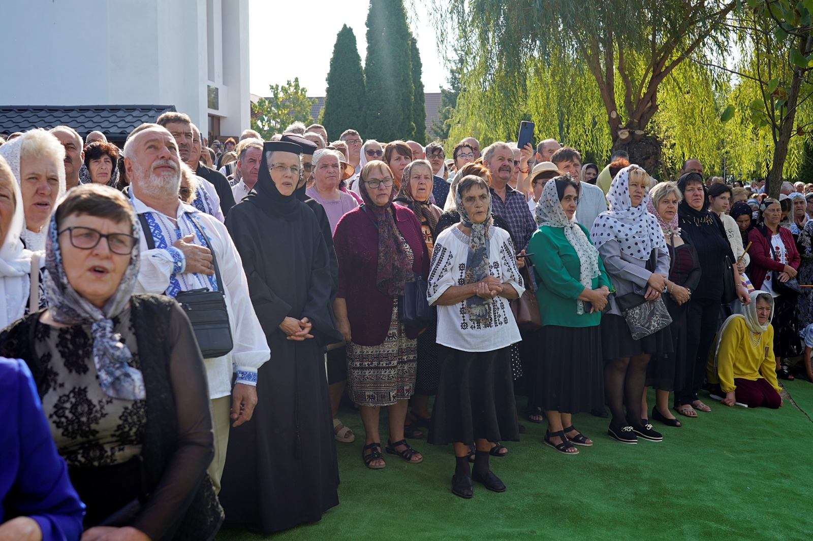 Un nou lăcaș de rugăciune pentru credincioșii din Zănești, după 25 de ani de osteneală și jertfă