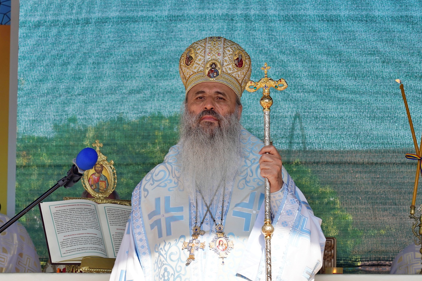 Un nou lăcaș de rugăciune pentru credincioșii din Zănești, după 25 de ani de osteneală și jertfă