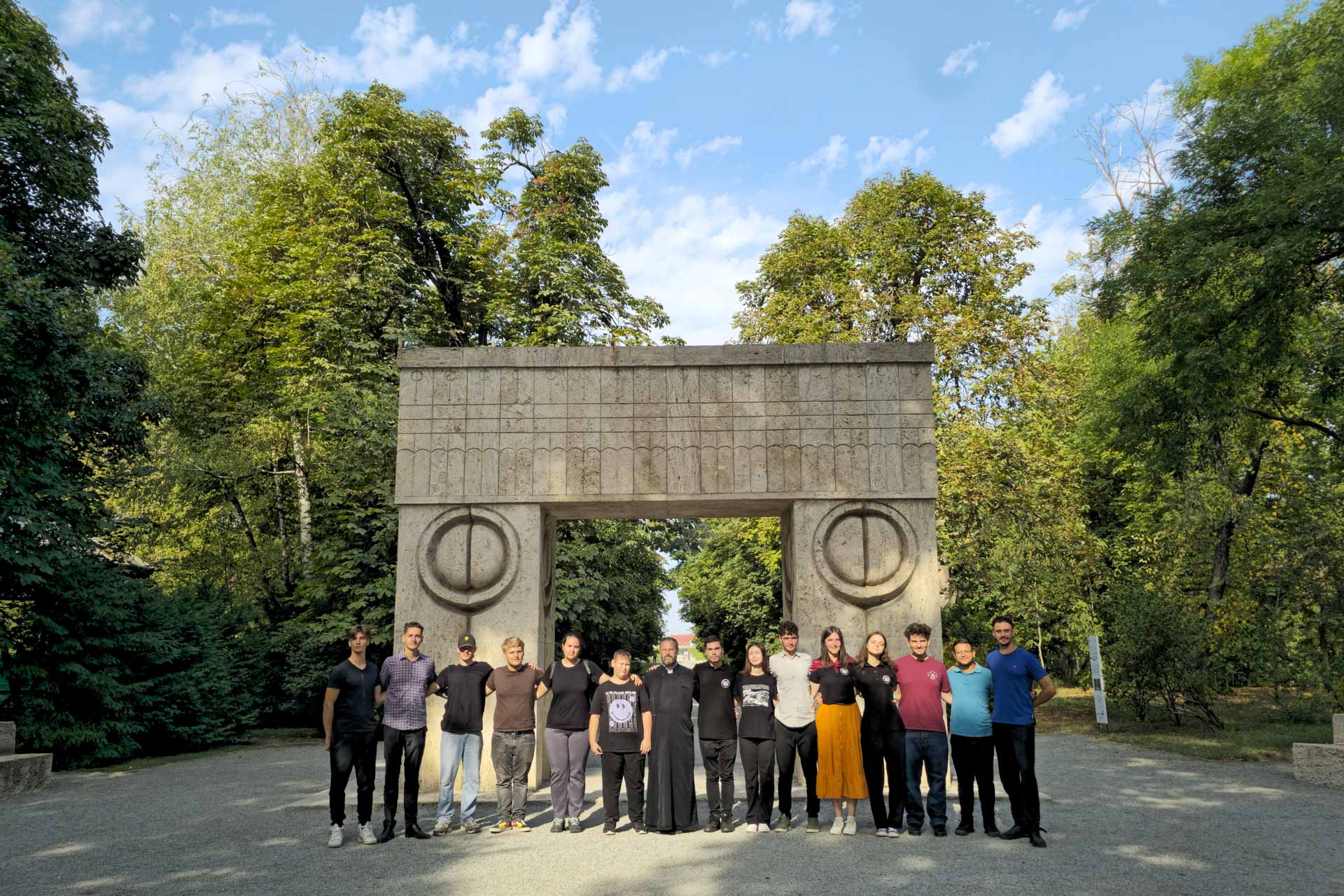 Jurnal de călătorie – pelerinaj și drumeție în Masivul Parâng Jurnal de călătorie – pelerinaj și drumeție în Masivul Parâng