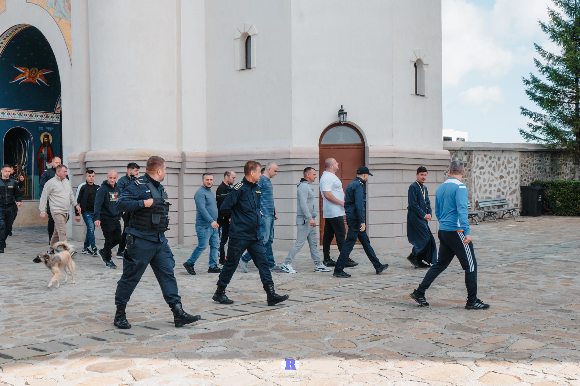 Persoane private de libertate de la Penitenciarul Iași au vizitat Mănăstirea Hadâmbu