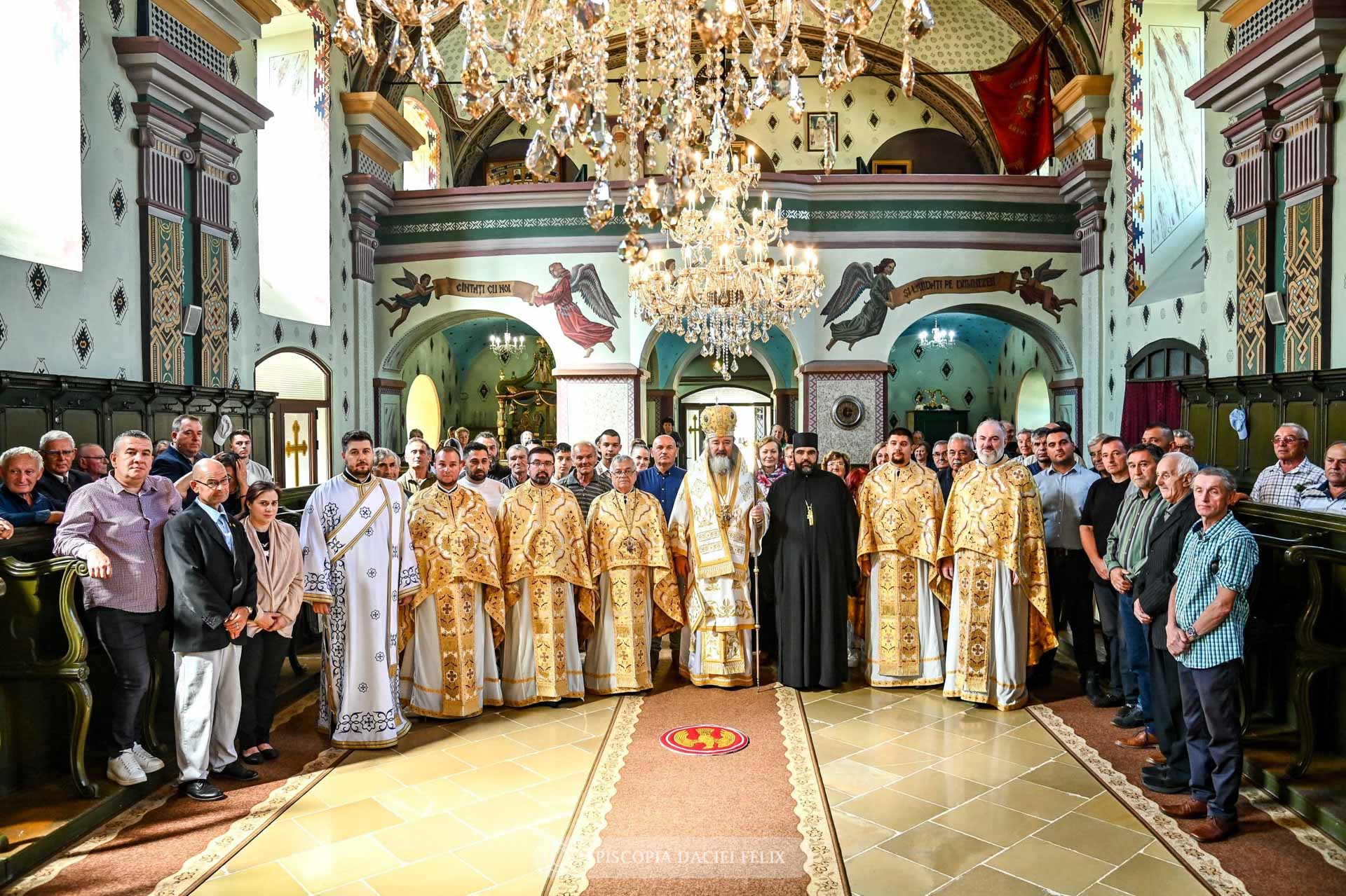 PS Ieronim a oficiat Sfânta Liturghie la Parohia „Pogorârea Duhului Sfânt” din Satu Nou, Serbia PS Ieronim a oficiat Sfânta Liturghie la Parohia „Pogorârea Duhului Sfânt” din Satu Nou, Serbia
