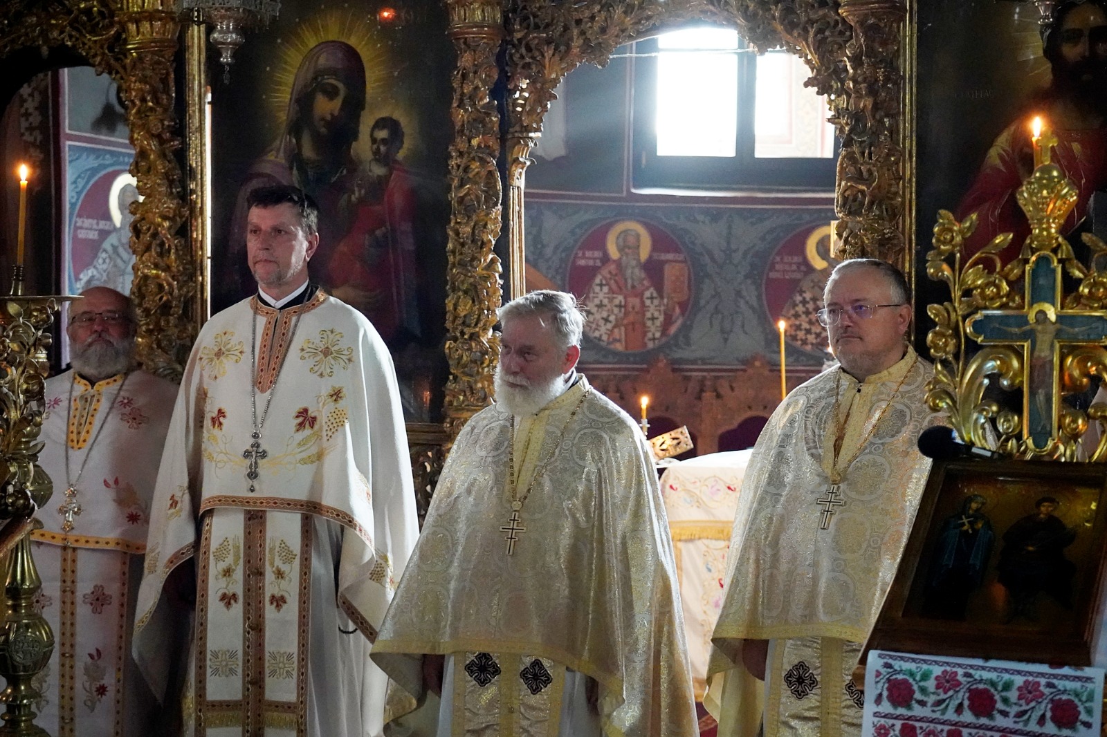 Promoția 2000 a Facultății de Teologie din Iași s-a reîntâlnit după 25 de ani