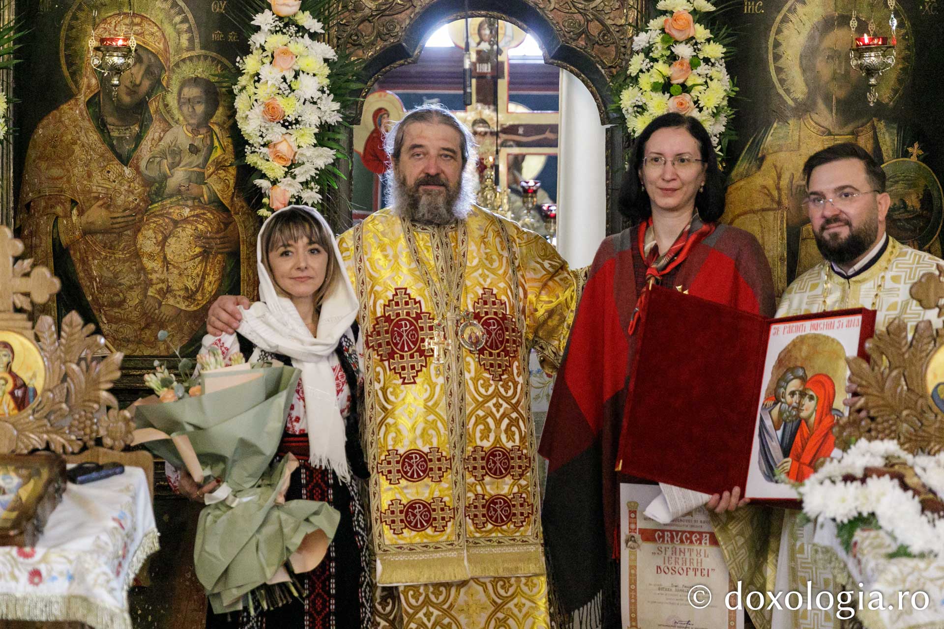 Liturghie la Parohia Cucuteni – Lețcani