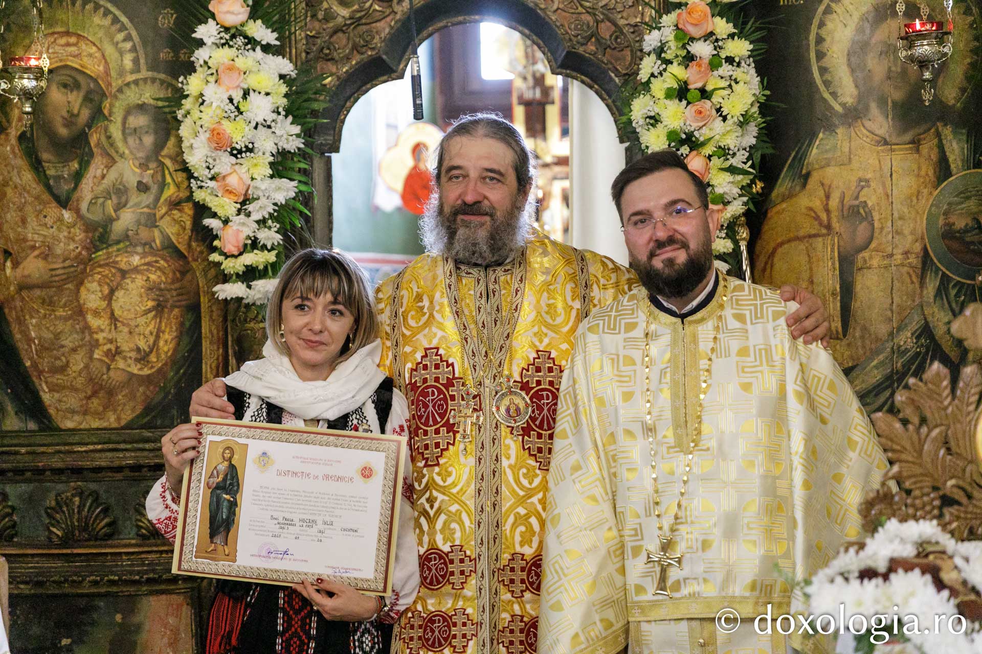 Liturghie la Parohia Cucuteni – Lețcani