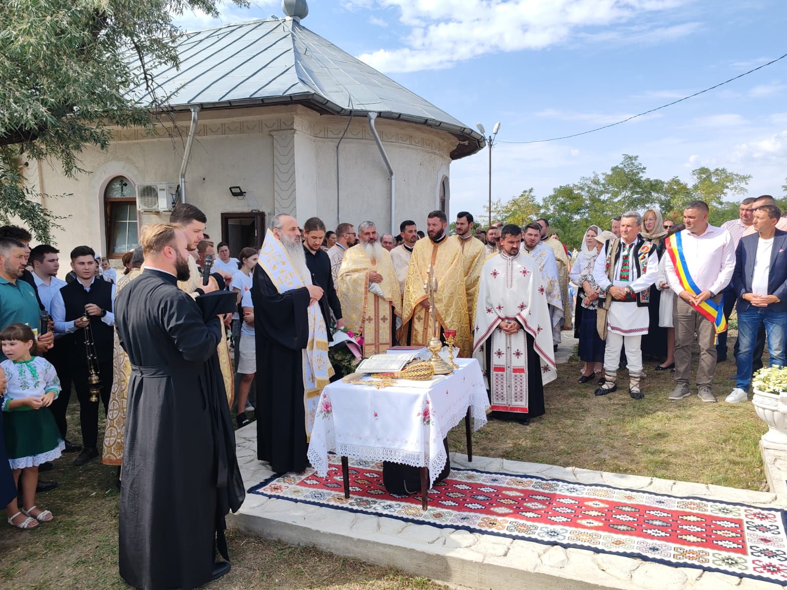 Slujiri arhierești în Protopopiatul Botoșani