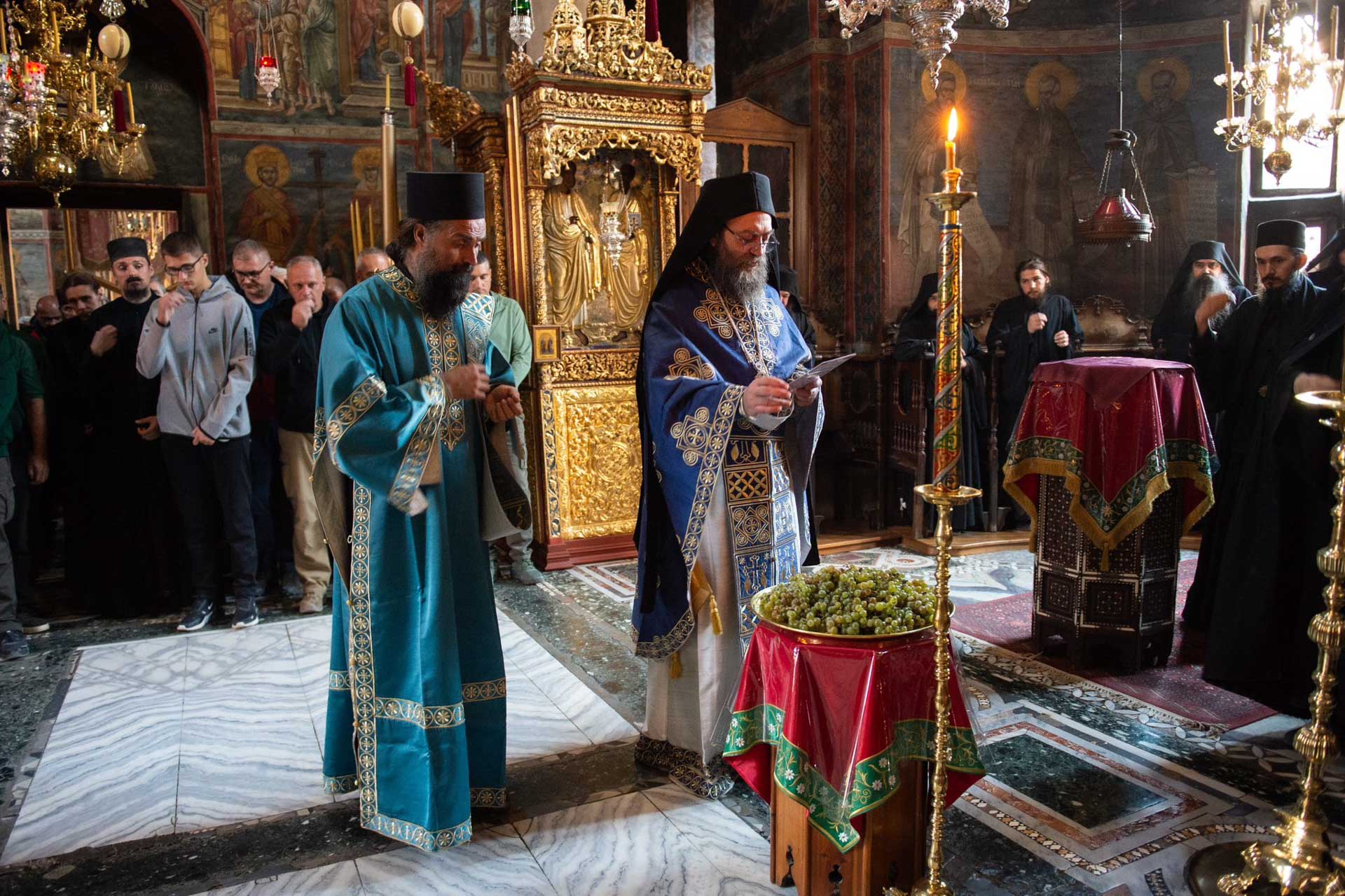 Strugurii din via Sfântului Simeon Izvorâtorul de Mir