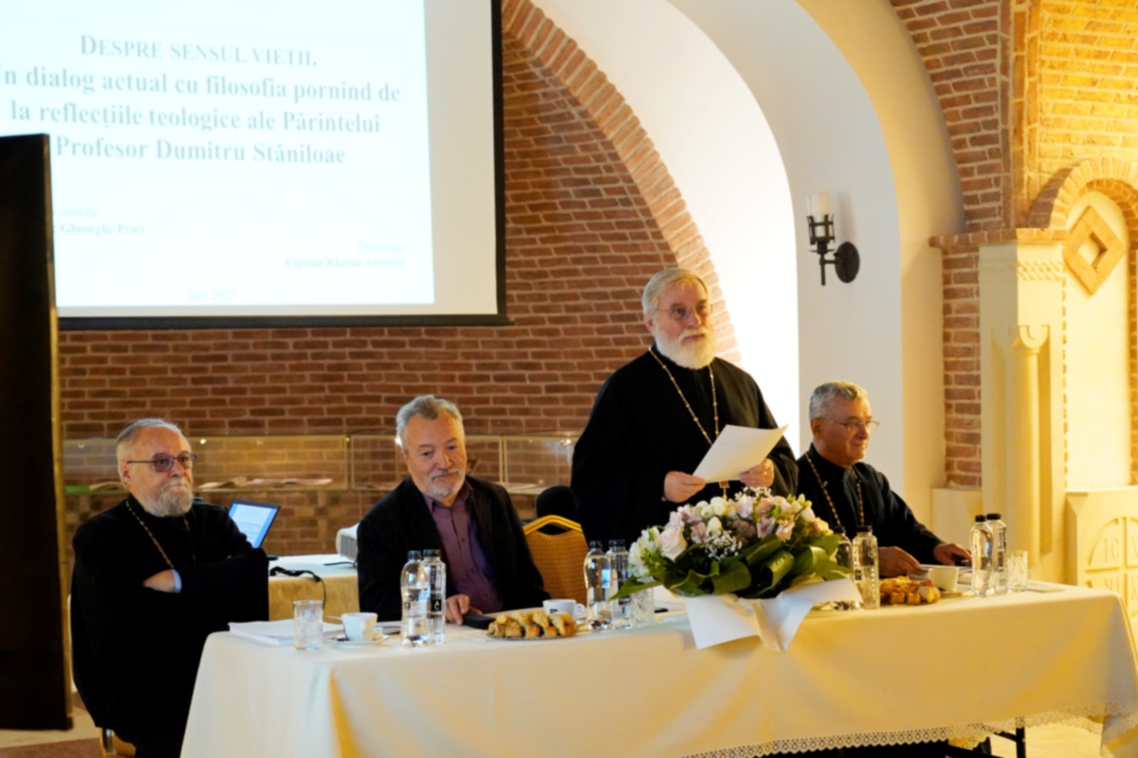 O teză de doctorat despre Sensul vieții, pornind de la reflecțiile teologice ale Sfântului Preot Dumitru Stăniloae, a fost susținută astăzi la Iași