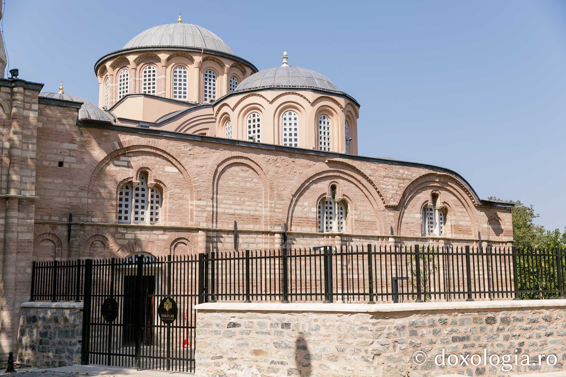 Vindecarea surorii femeii lui Tzimiskis, săvârșită de Sfântul Grigorie Palama / Foto: pr. Silviu Cluci Biserica Chora